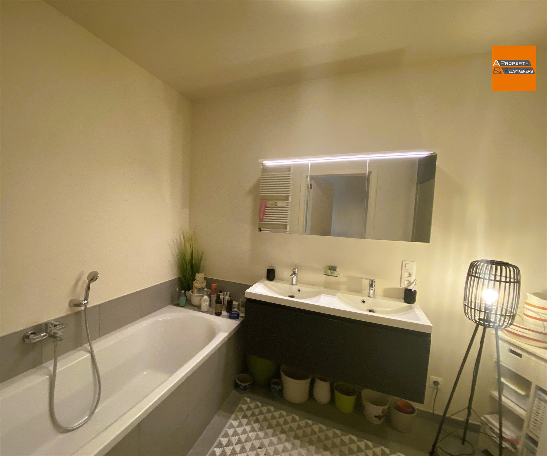 Modern en lichtrijk gelijkvloers appartement  – ideaal gelegen tussen Brussel en Leuven foto 13