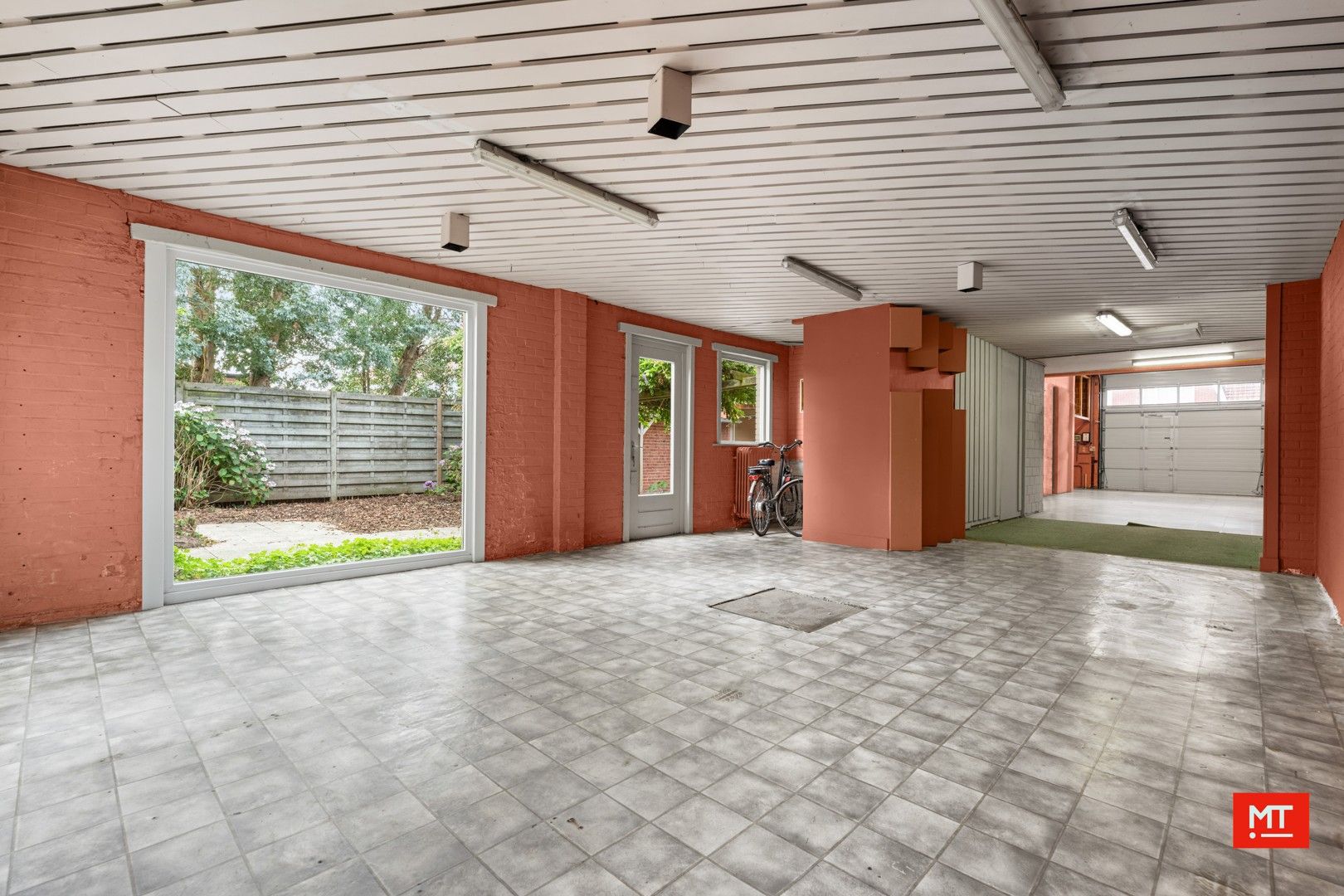 Huis met atelier te koop in Beselare foto 18