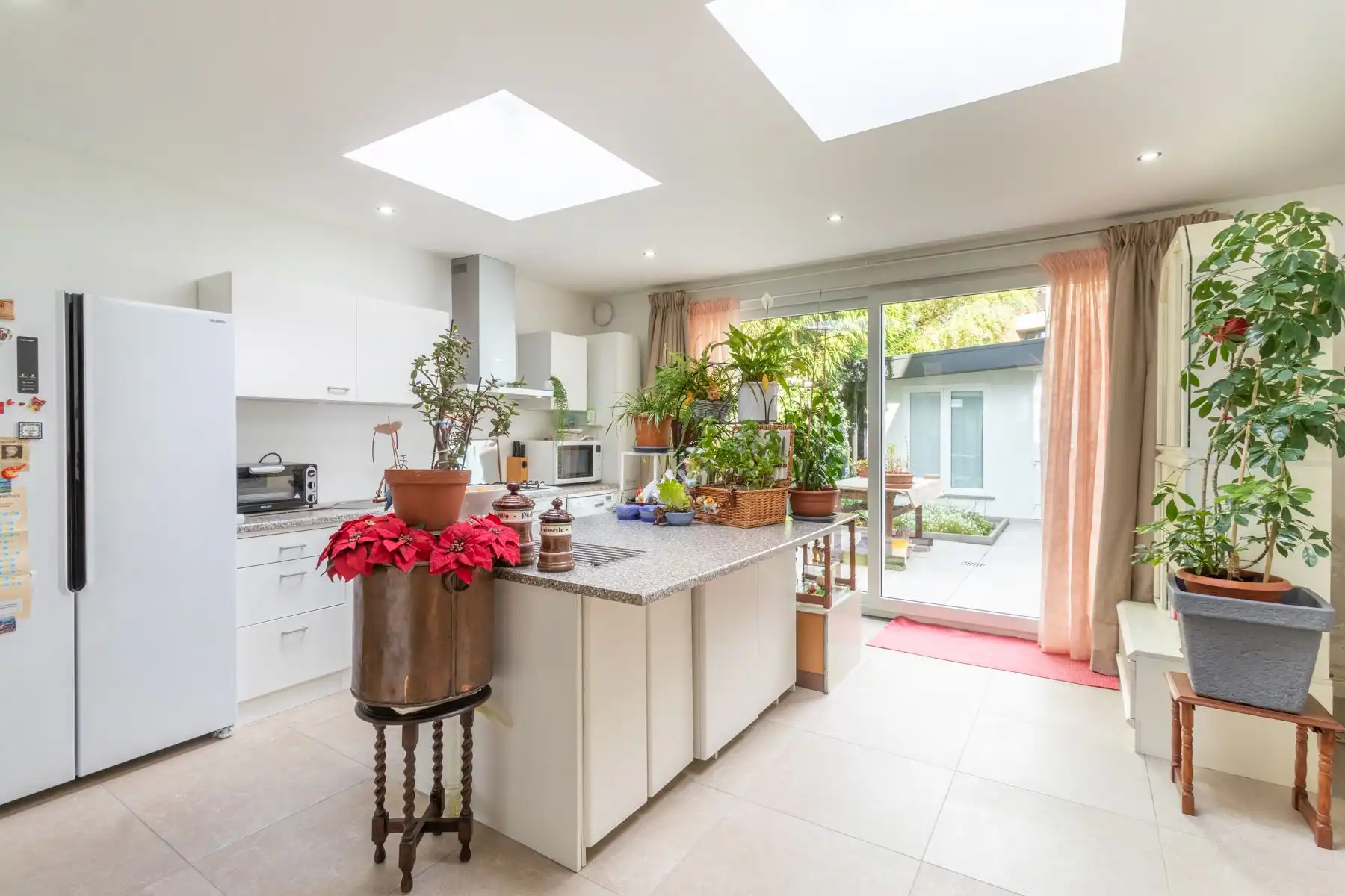 Gezinswoning met zonnige tuin nabij het centrum van Wilrijk! foto 3