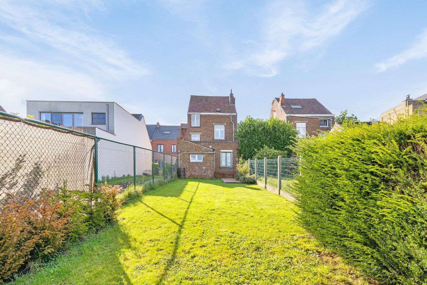 Te renoveren woning met veel potentieel nabij centrum Halle foto 23