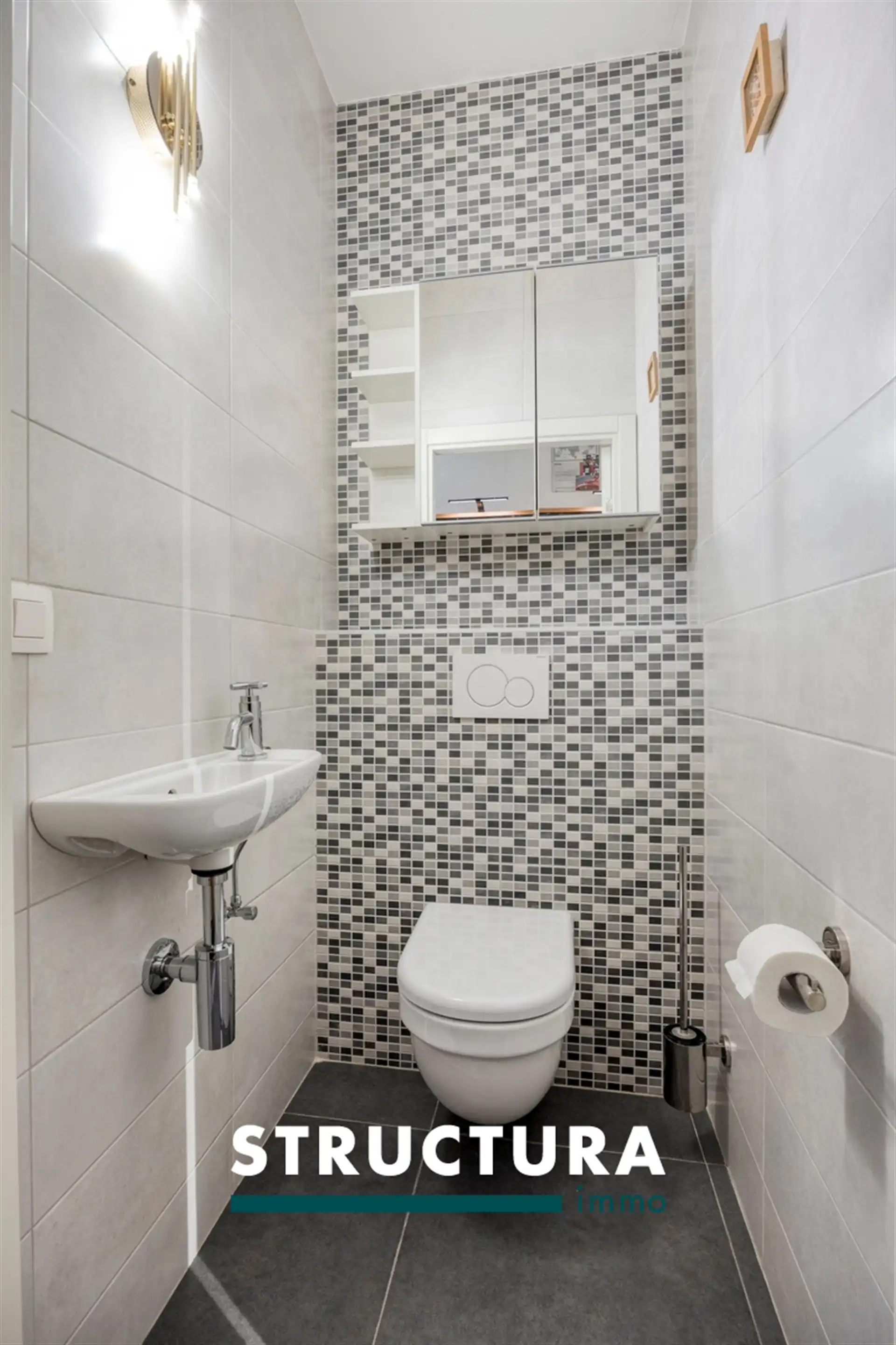 Ruim en lichtrijk appartement met 2 slaapkamers foto 18