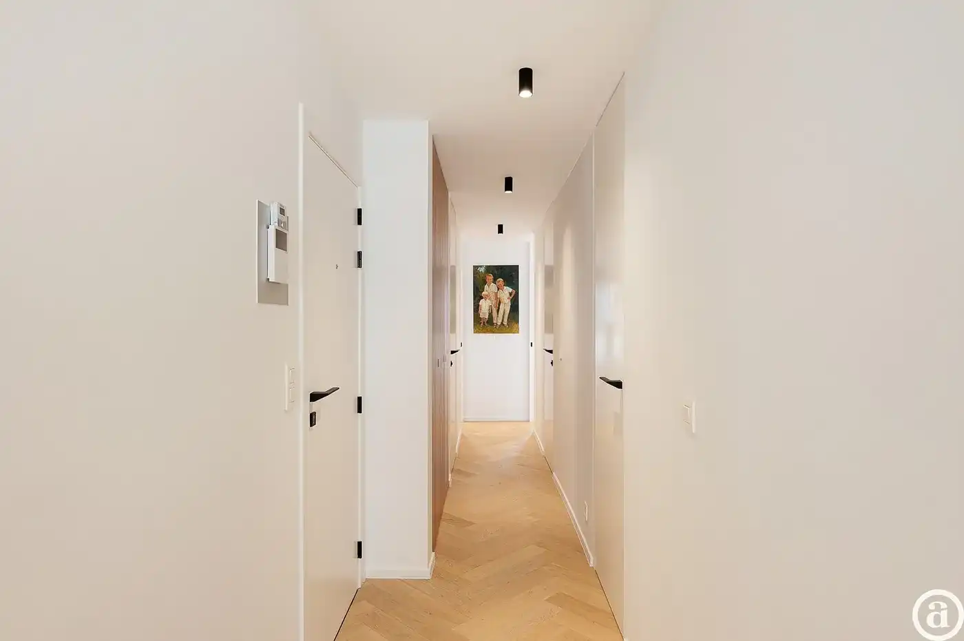 Gerenoveerd 3 slaapkamerappartement met zijdelings zeezicht. foto 13