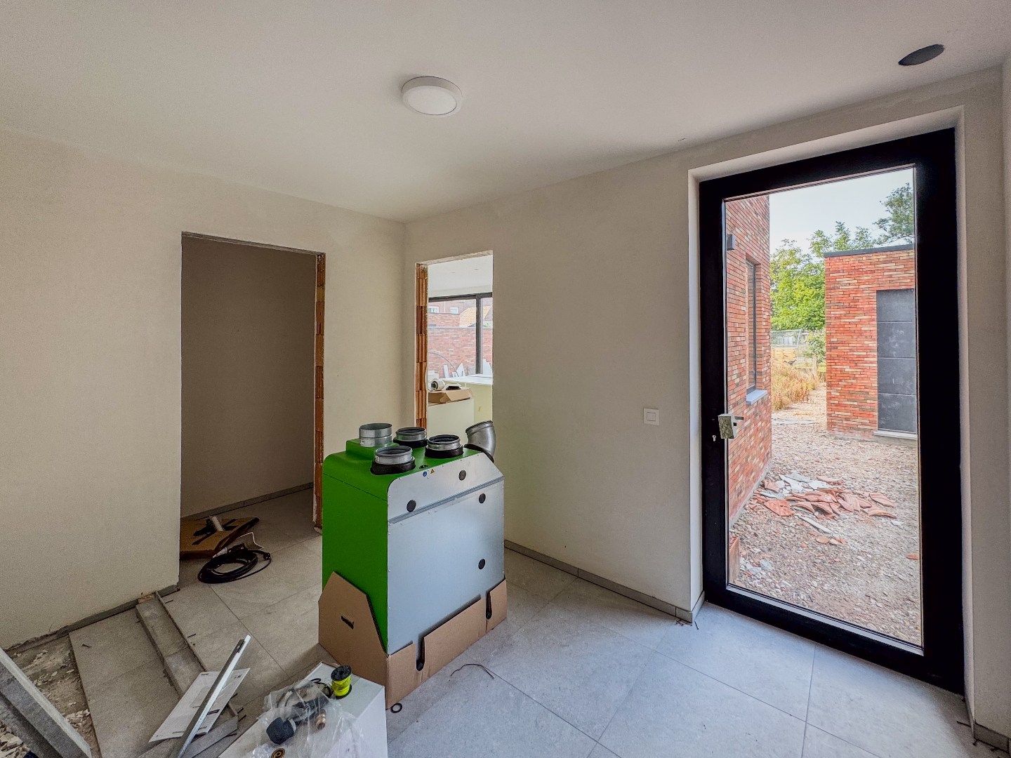 Energiezuinige nieuwbouwwoning met 3 slaapkamers, ruime garage en tuin. foto 5