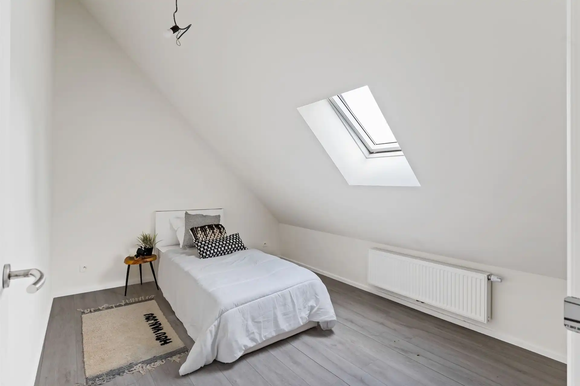 UNIEK GERENOVEERD PROJECT MET 5 SLAAPKAMERS BESTAANDE UIT 2 APPARTEMENTEN foto 17