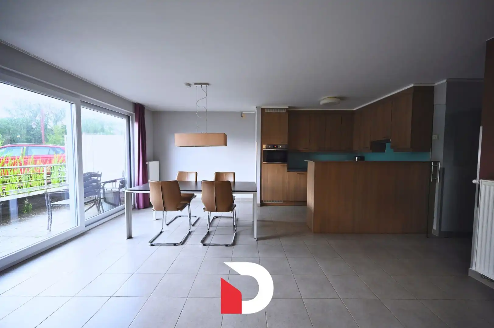 Instapklaar gelijkvloers 1-slaapkamerappartement met tuin en terras in De Haan foto 3