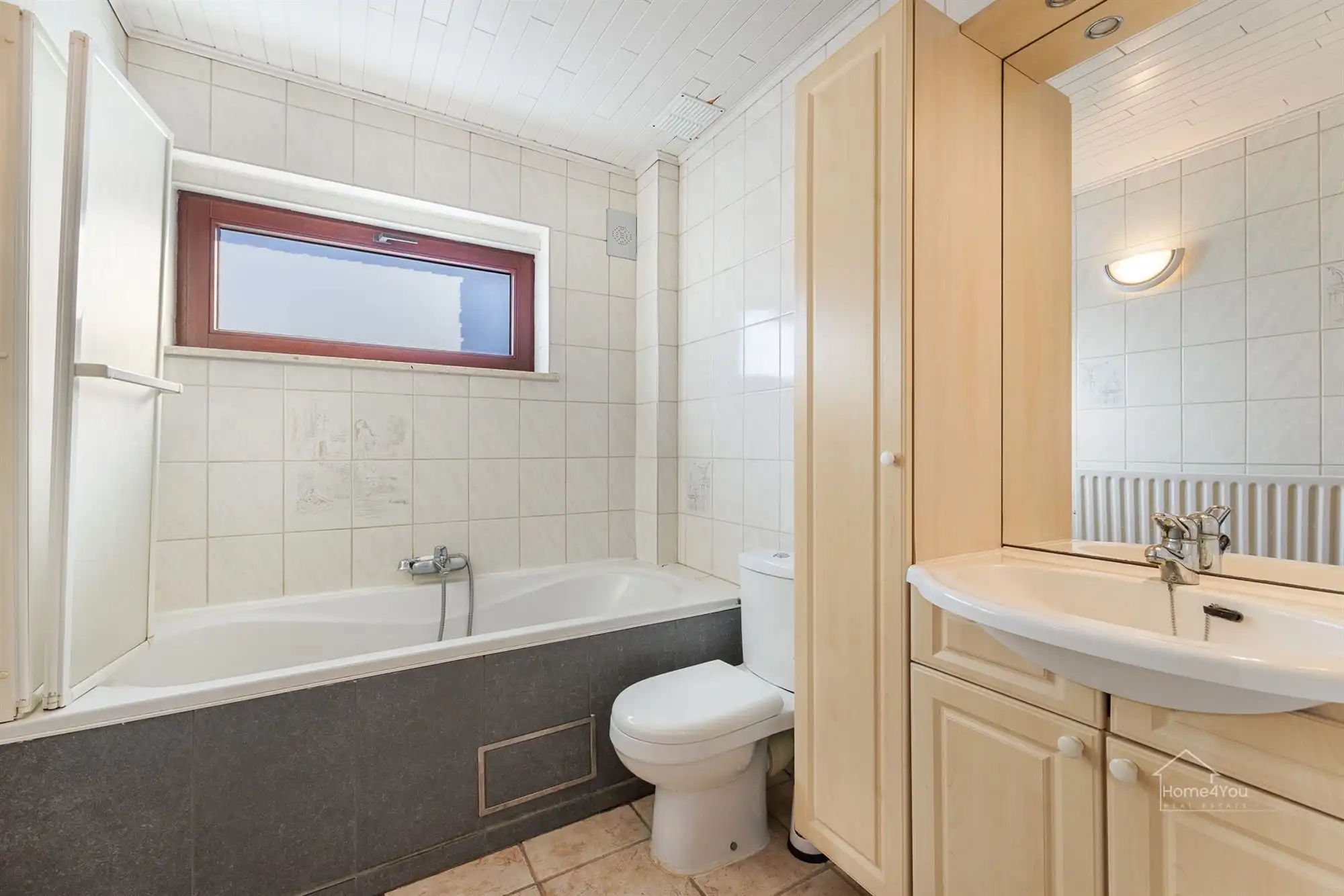 Ruime gezinswoning met 5 slaapkamers en tuin foto 25