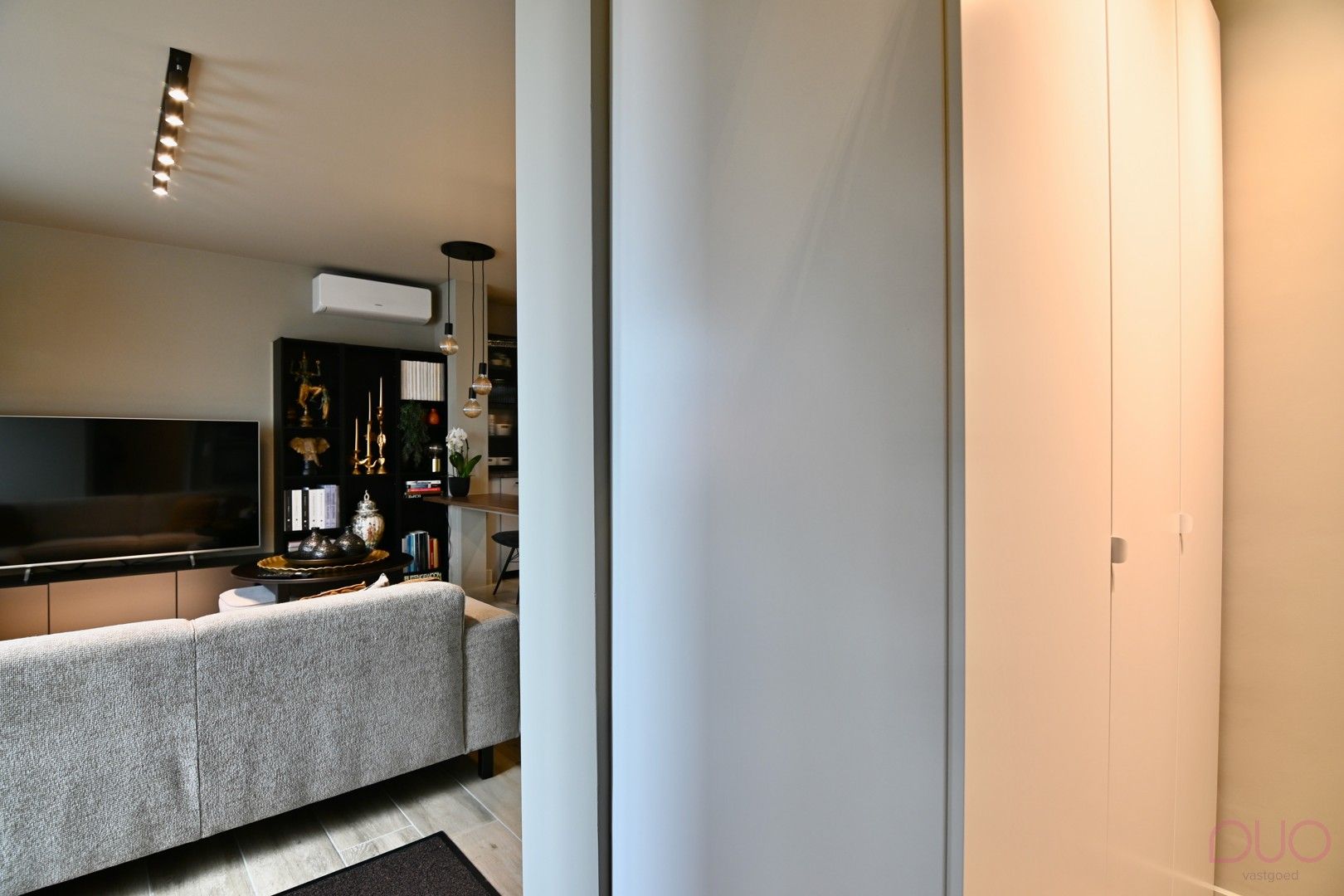 Instapklare, volledig gerenoveerde designwoning – inclusief inboedel aan meerprijs foto 5