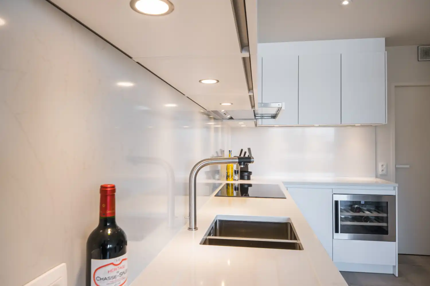 Ruim en jong appartement op centrale ligging! foto 13