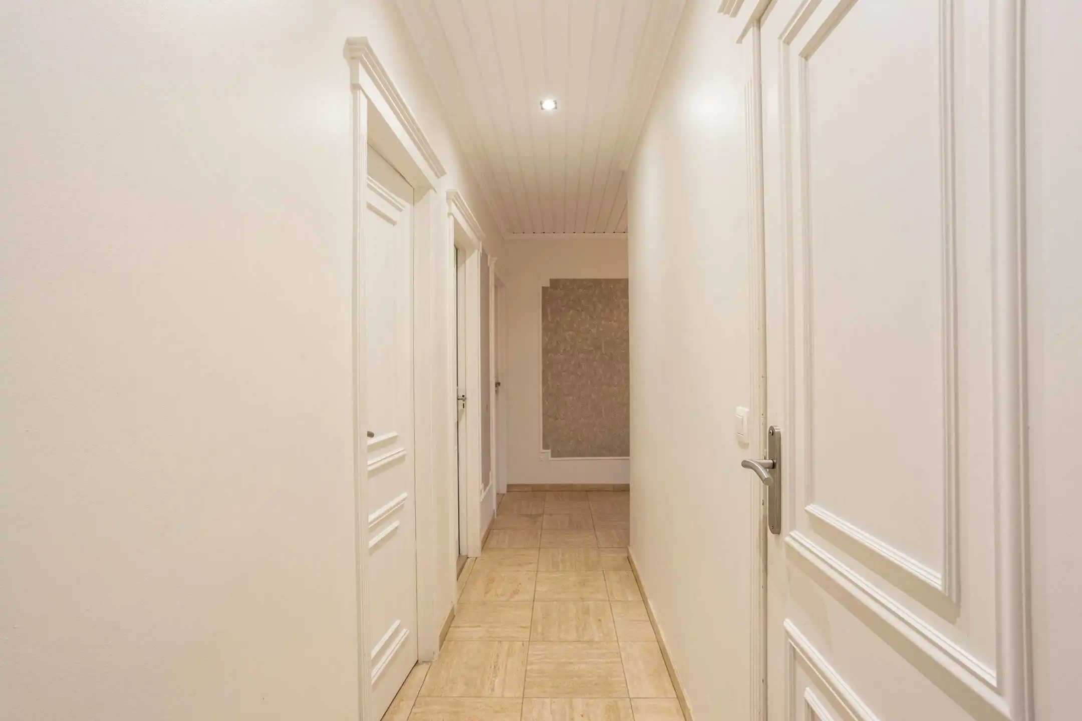 Alleenstaande villa met garage residentiële wijk te Ronse foto 12