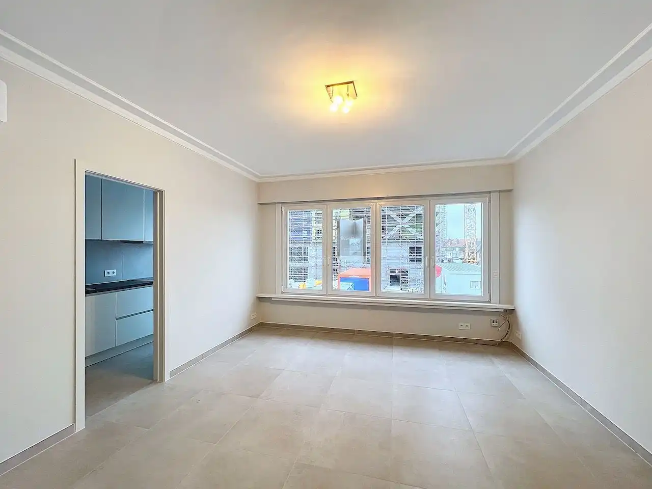 Instapklaar appartement met centrale ligging nabij het station in Heist foto 5