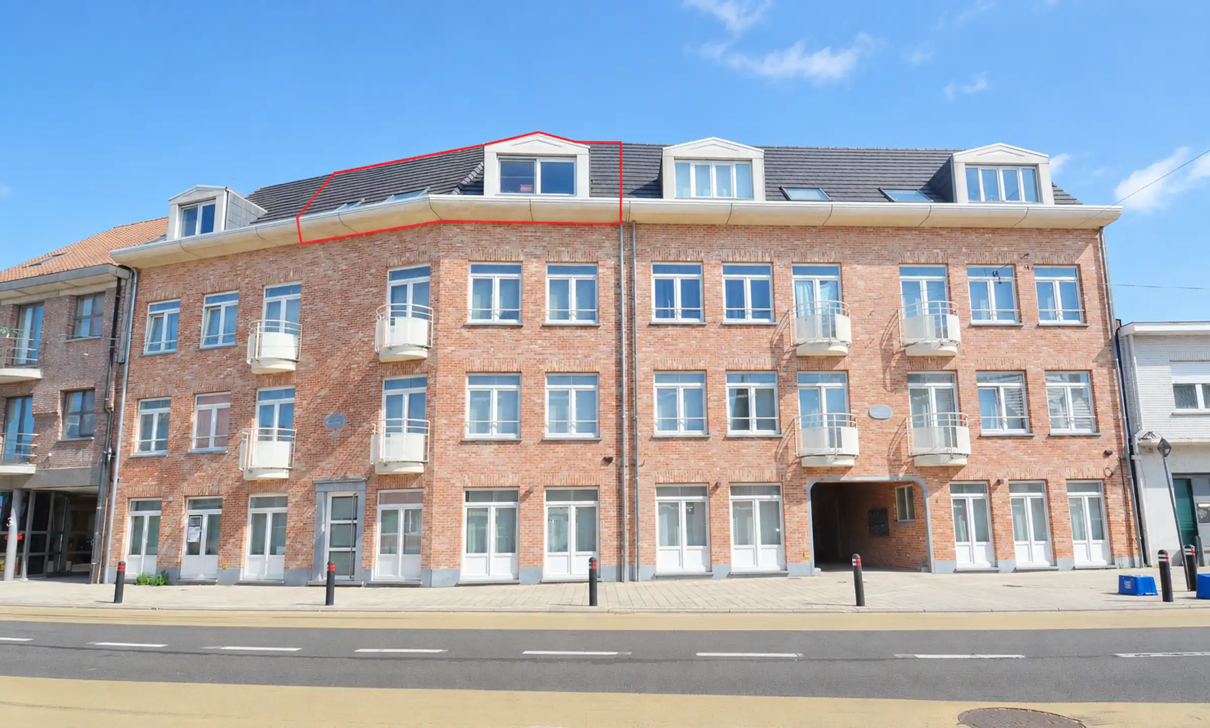 Dakappartement met ruim terras foto 12