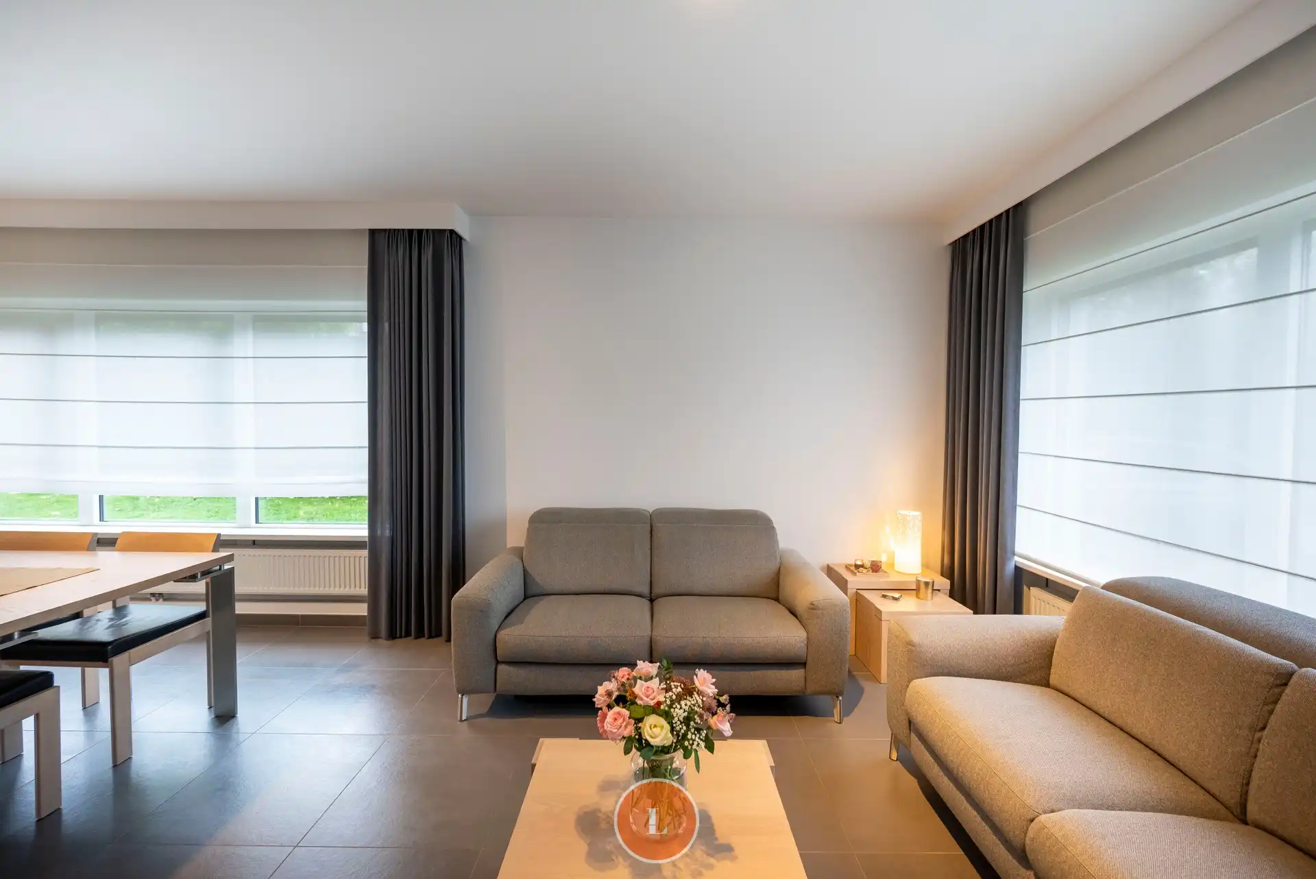 Ruime en rustige gelegen woning op een perceel van 445m² foto 3