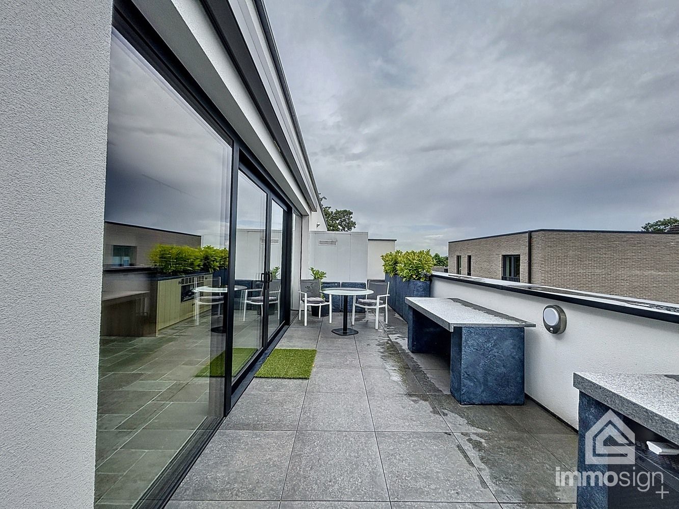 Hoogwaardig afgewerkt penthouse met zeer groot terras te Boekt! foto 29