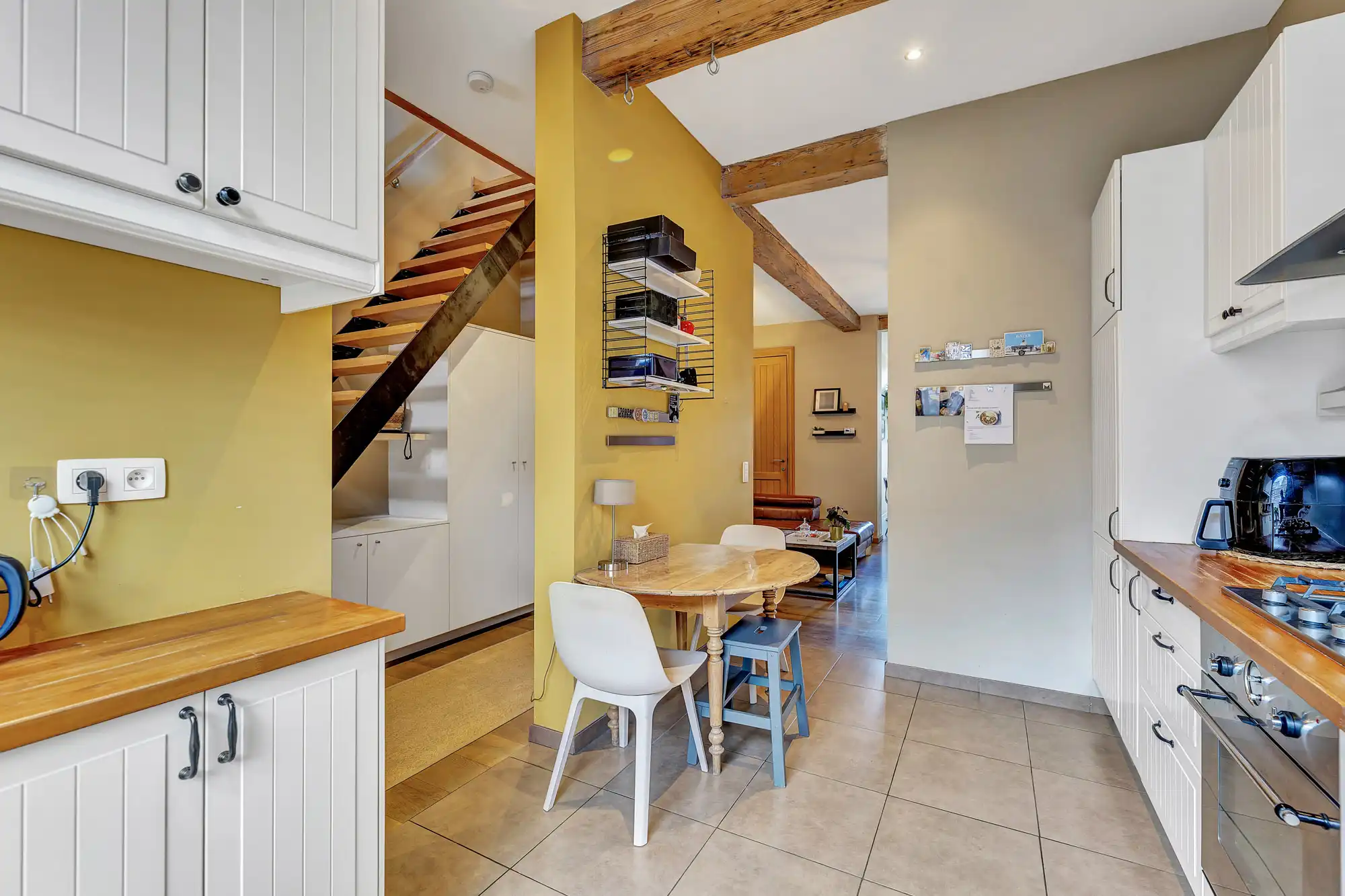 Instapklare woning met 3 slaapkamers, tuin en terras foto 3