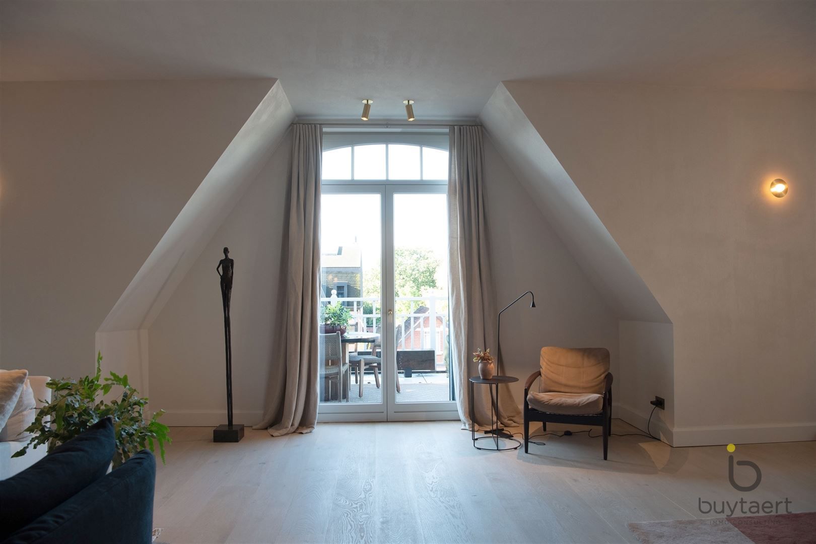 Ontdek deze adembenemende PENTHOUSE in het hartje van Schilde! foto 15