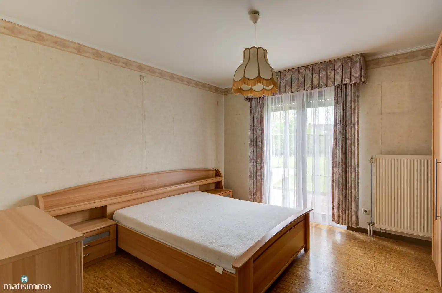 MEERSGEZINSWONING (2 APP.) MET 2 GARAGES, KELDER, ZOLDER EN RUIME TUIN IN MUNSTERBILZEN foto 16