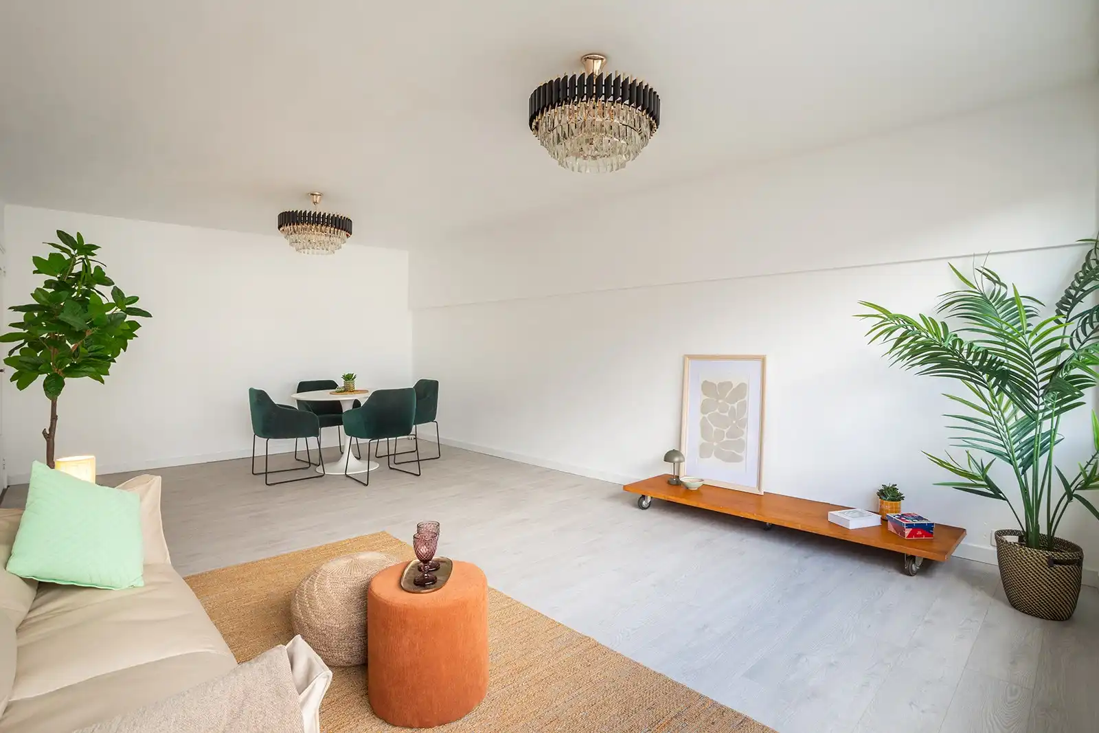 Drie slaapkamers, twee terrassen, één centrale ligging foto 3
