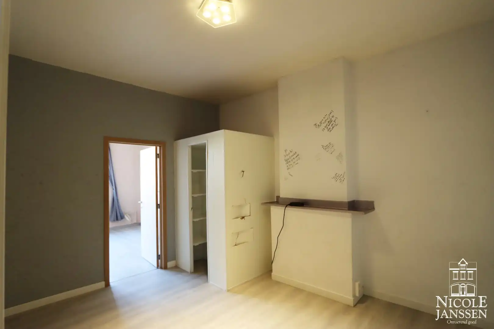 Gerenoveerde stadswoning met 2 slaapkamers en tuin  foto 9