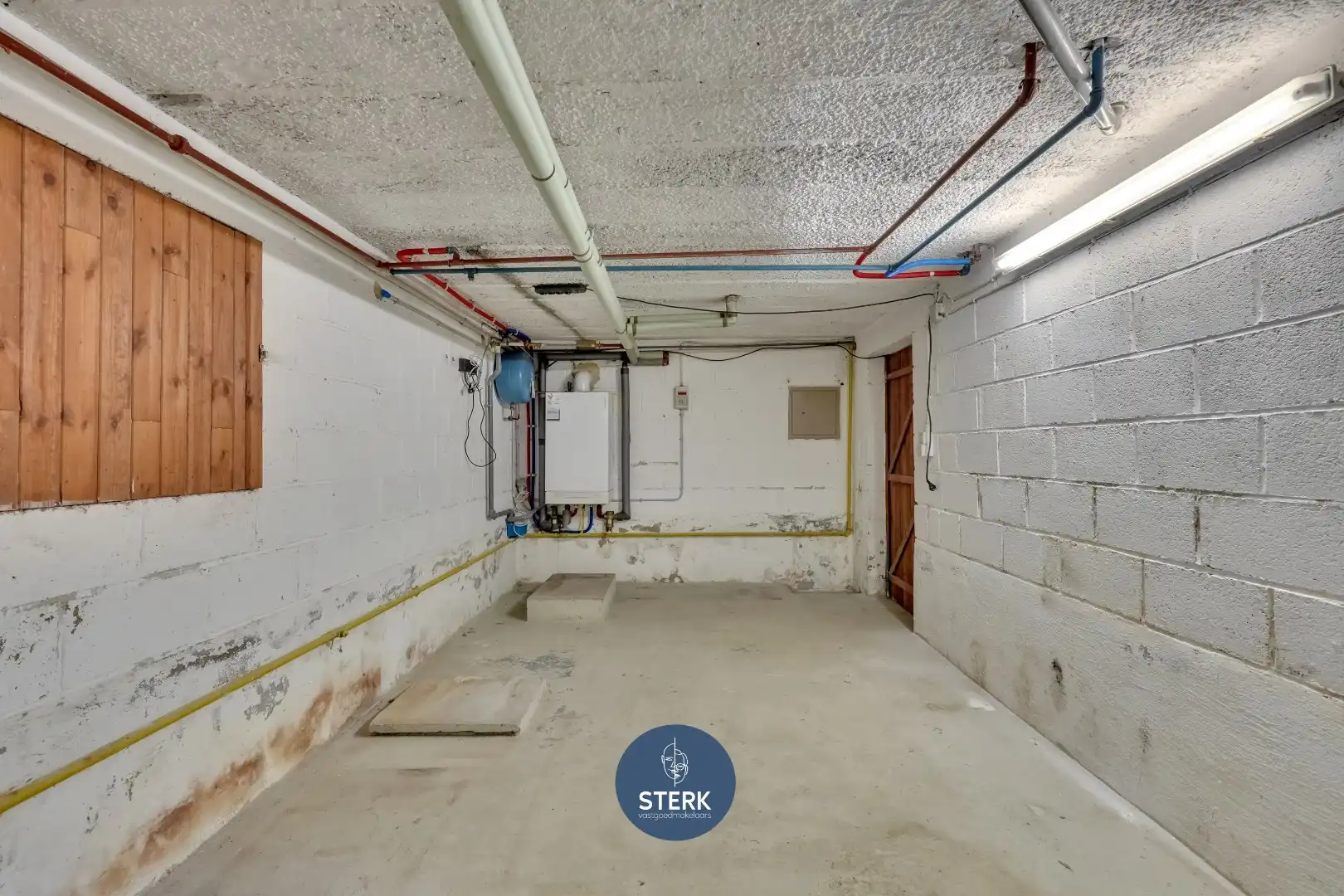 GELIJKVLOERSE WONING MET VEEL POTENTIEEL OP EEN RUSTIGE LOCATIE TE REKEM !  foto 19