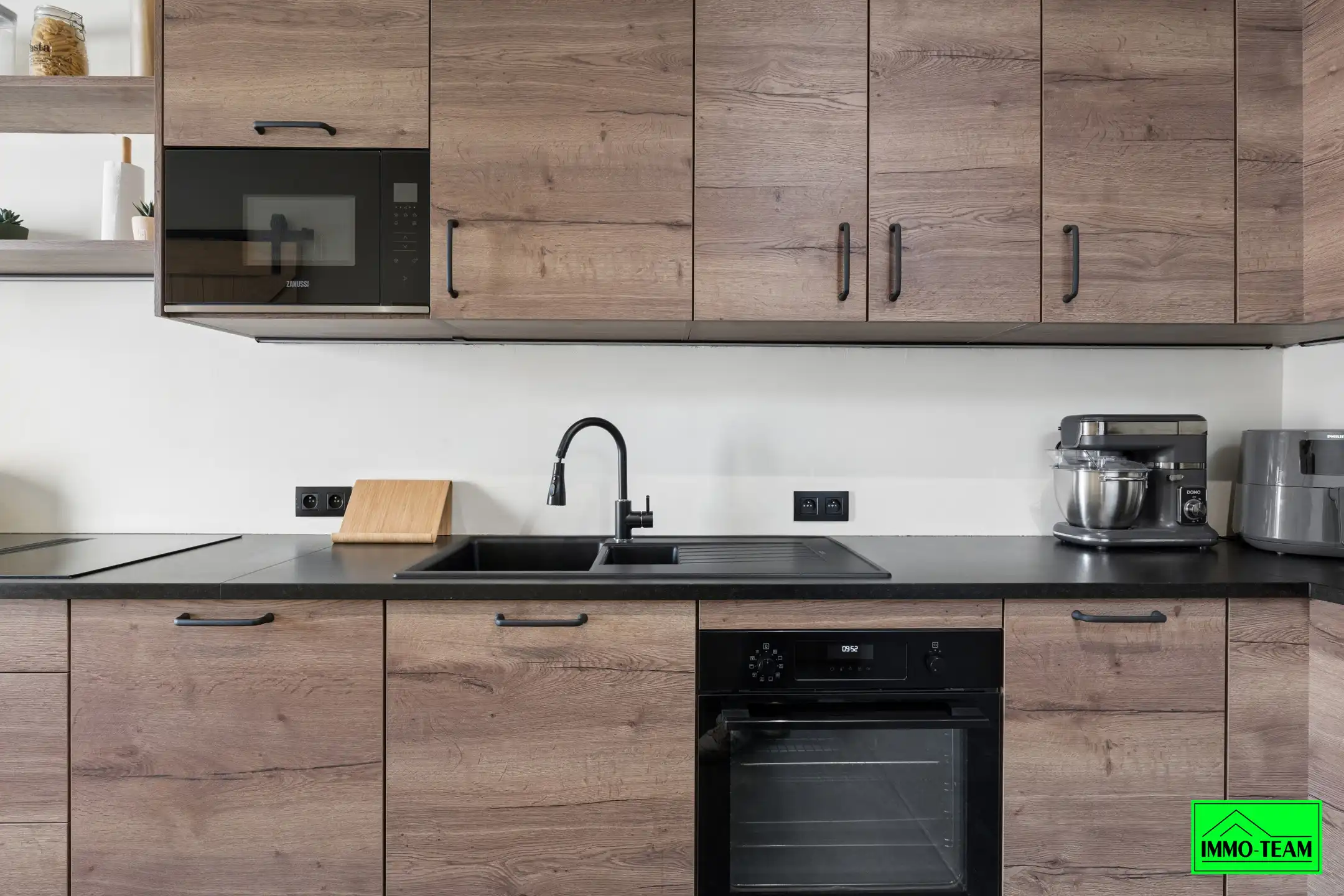 Instapklare gerenoveerde woning nabij het stadscentrum. foto 6