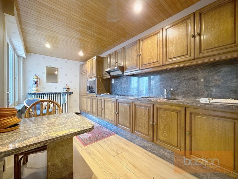 Ruime woning in rustige omgeving te Marke! foto 8