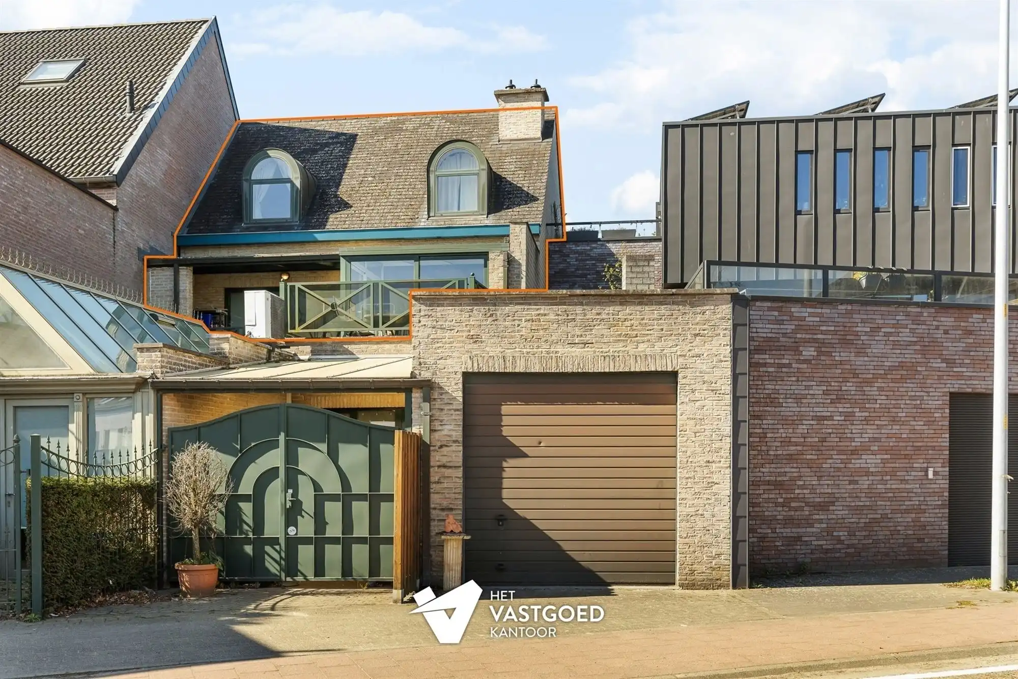 ZEER RUIM EN LICHTRIJK DUPLEX APPARTEMENT (149M²) MET 2 SLAAPKAMERS EN LEUKE VERANDA MET 2 TERRASSEN TE LAAKDAL foto 24