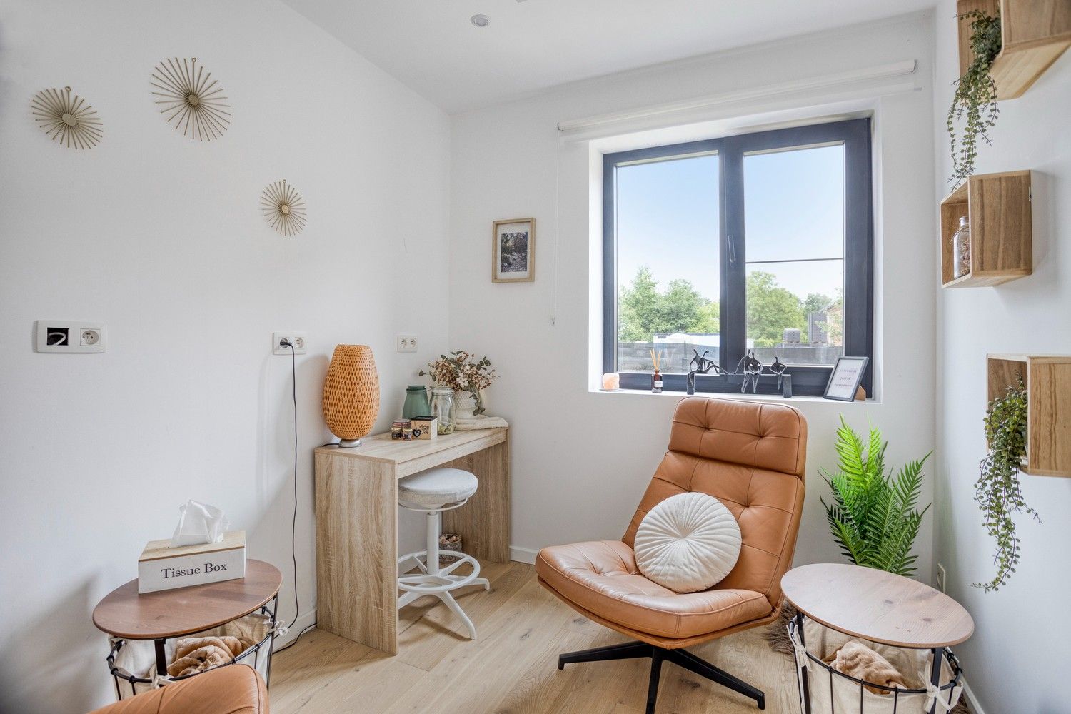 Volledig gerenoveerde woning met 5 slaapkamers en bijgebouw met diverse mogelijkheden foto 12