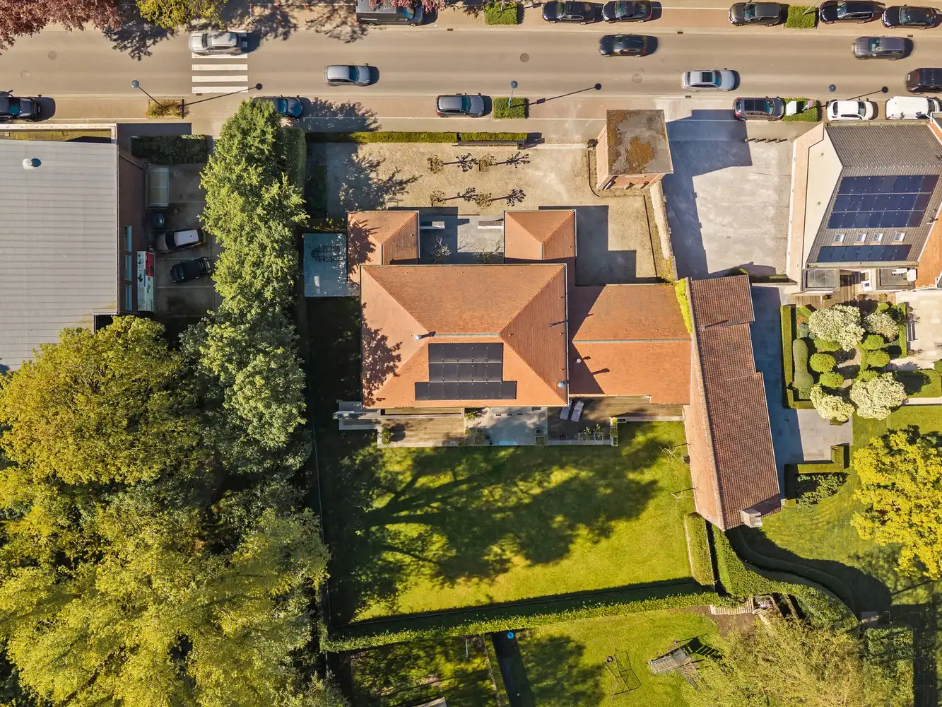 Stijlvolle villa met luxueuze afwerking en zonnige tuin ! foto 5