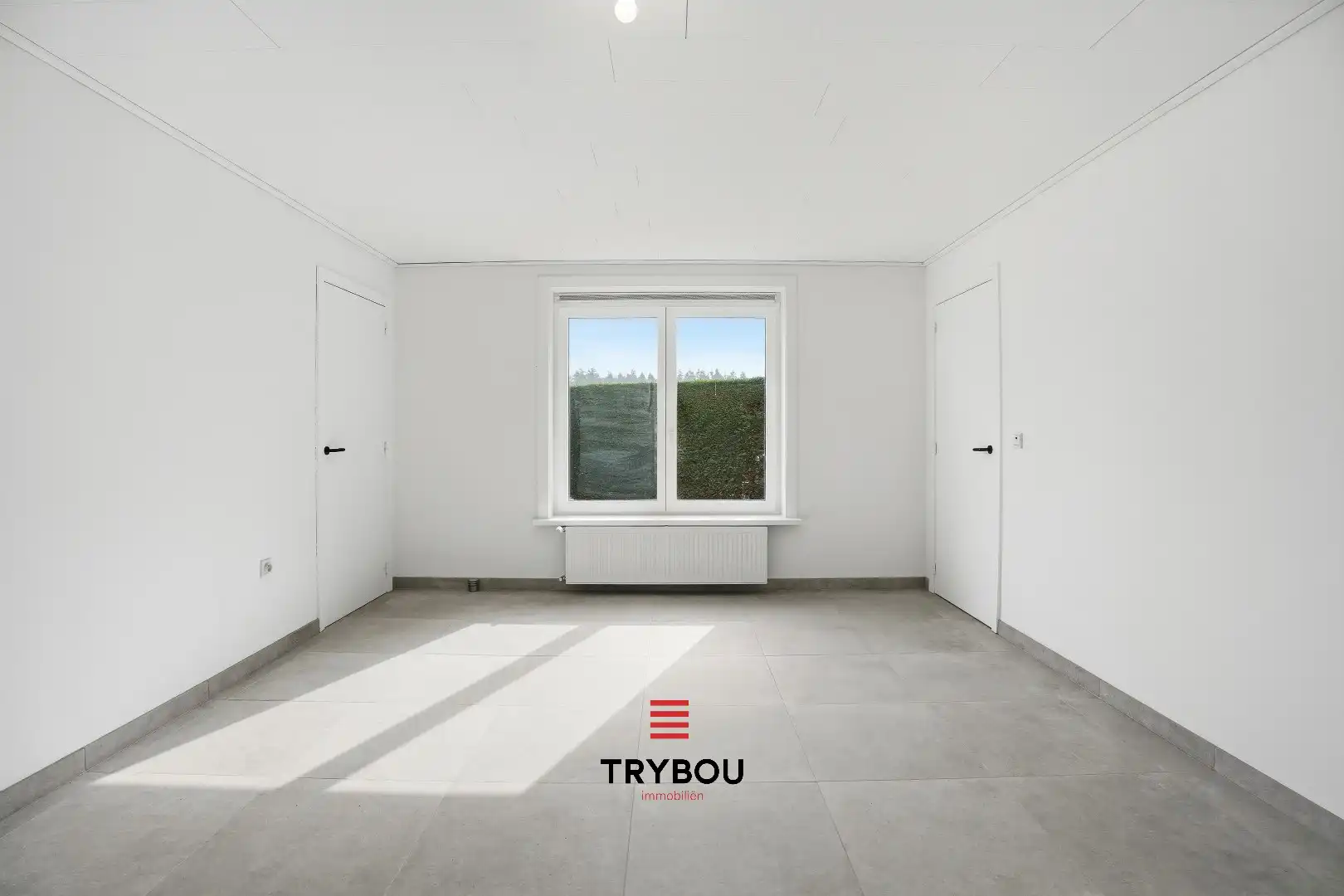 Ruime halfopen woning met 6 slaapkamers in Houthulst! foto 9