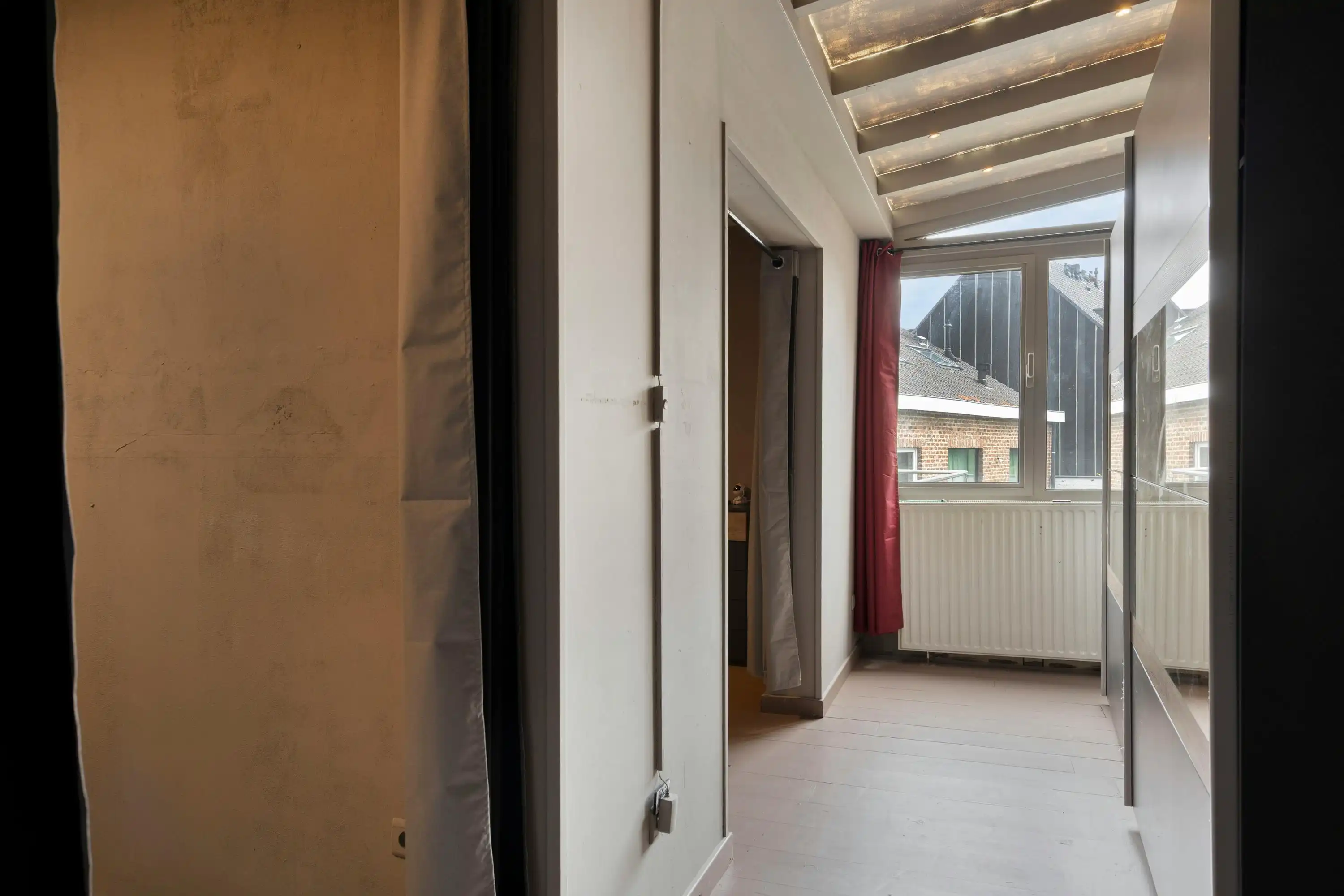 Handelsgelijkvloers met appartement op de markt in Ternat foto 44