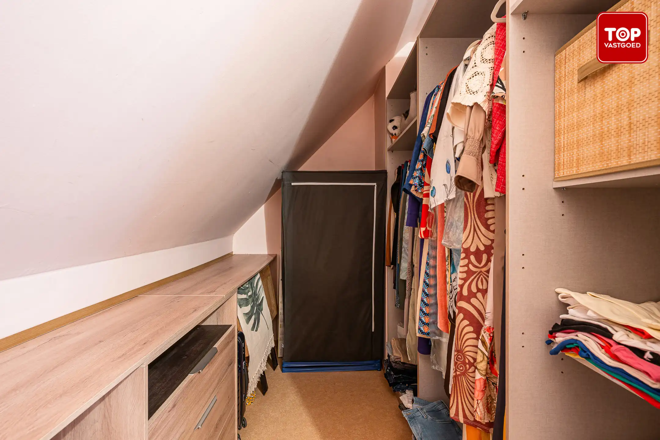 Instapklare woning met 3 slaapkamers in doodlopende straat.  foto 25