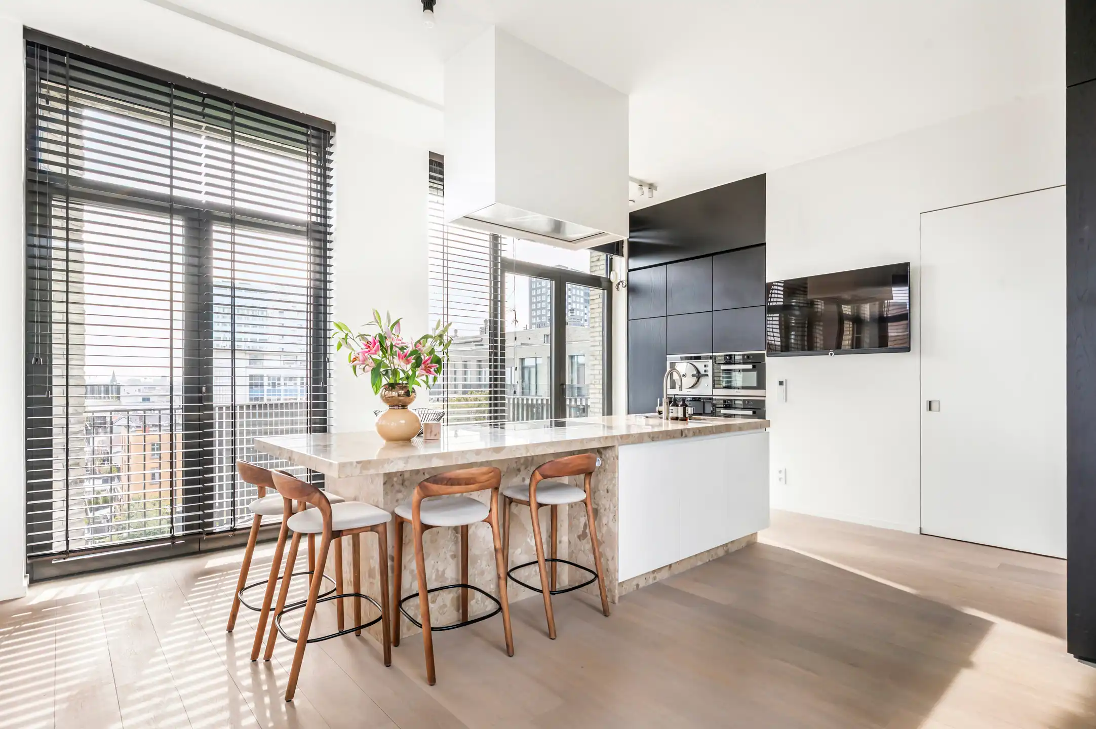 ANTWERPEN EILANDJE - Unieke penthouse met dakterras foto 4