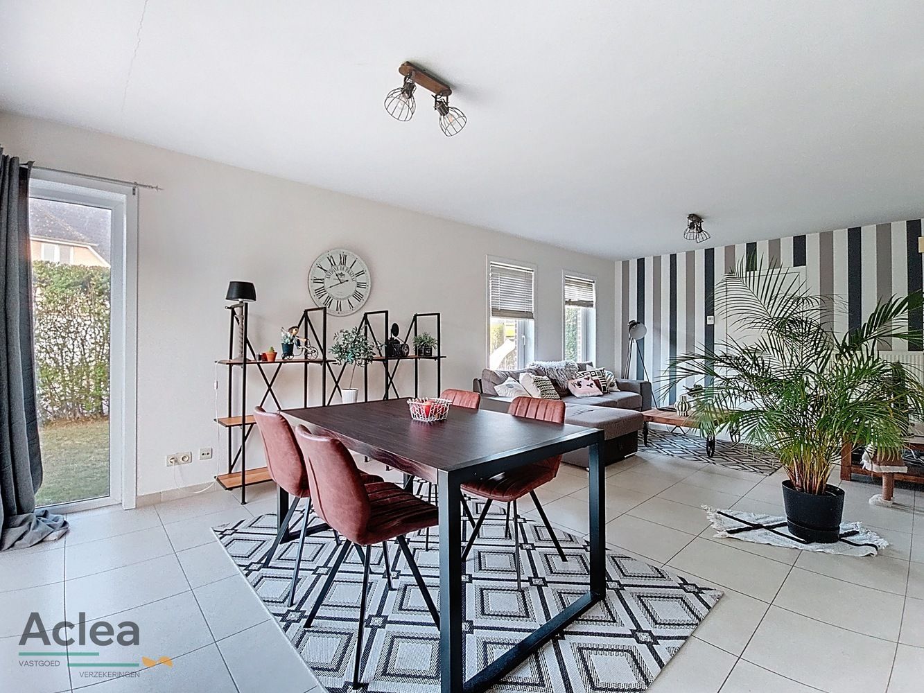 rustig gelegen halfopen woning foto 8