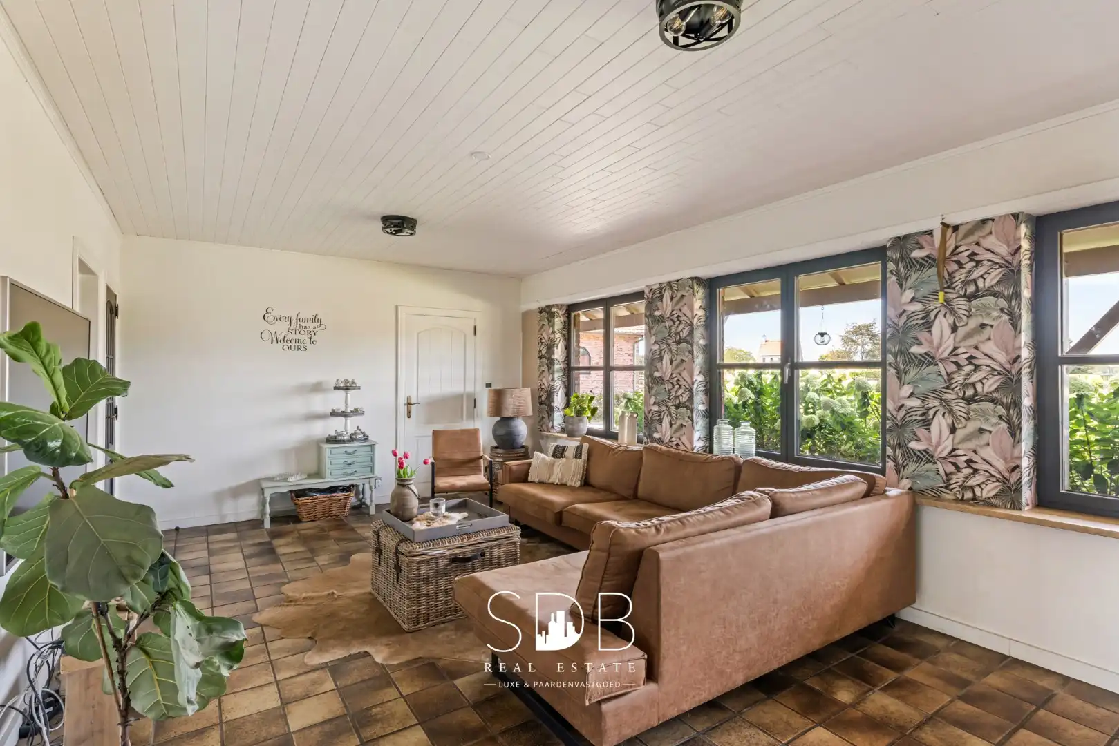 Prachtige landelijke woning met hippische accommodatie op 2,5hectare foto 7