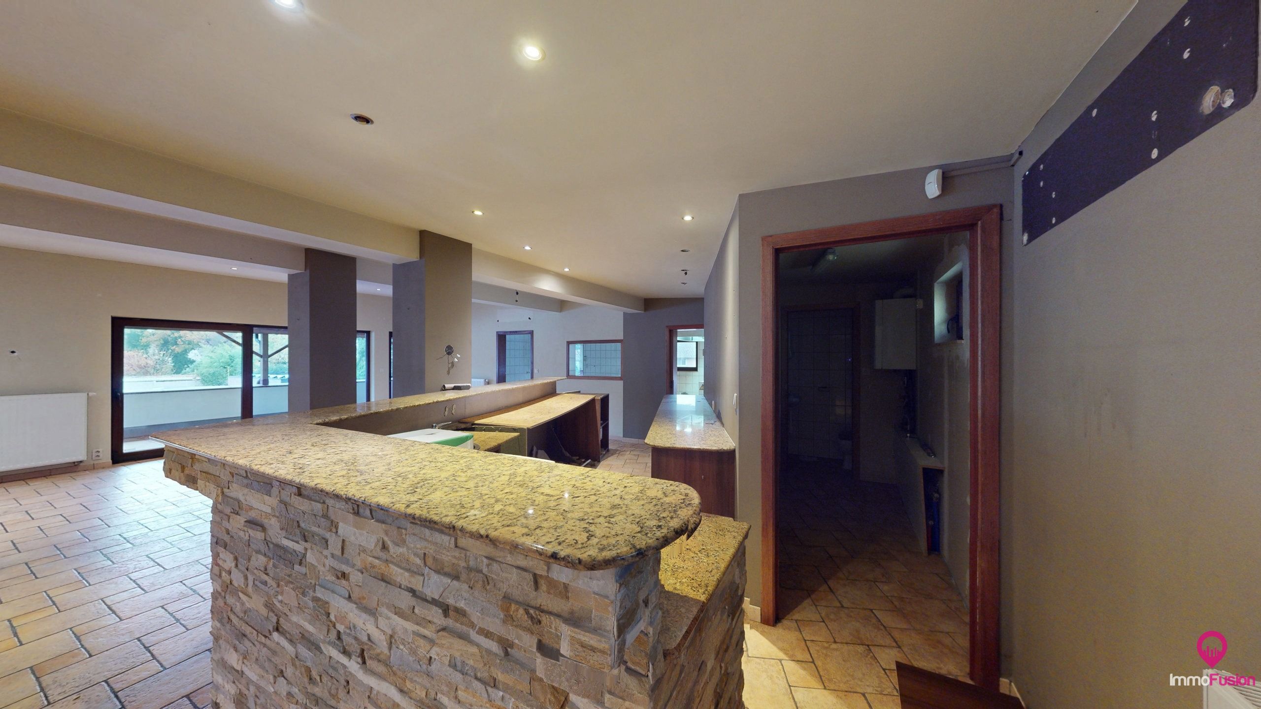 Exclusieve combinatie: woon- en handelspand in Heusden-Zolder! foto 6