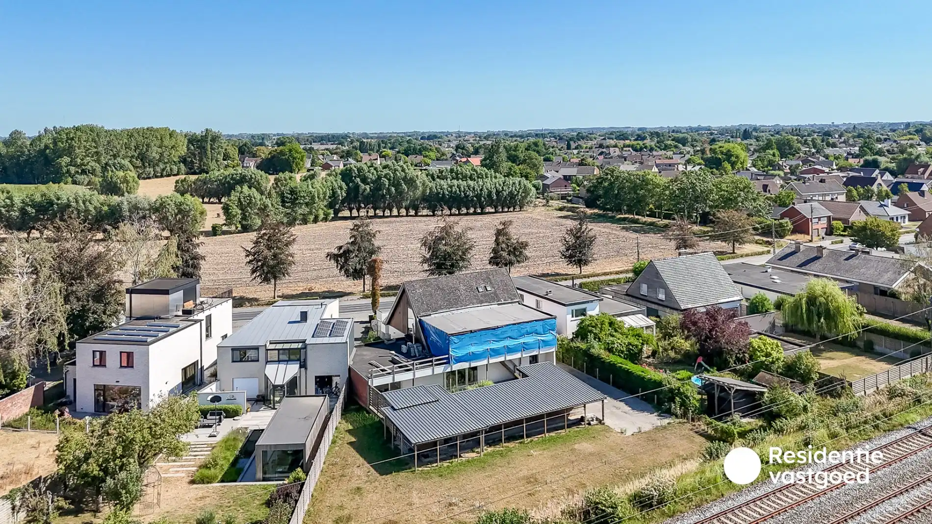 Verrassend ruime woning met unieke indeling en veel potentieel in Torhout! foto 29