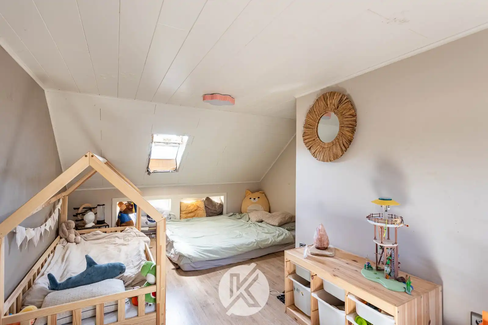 Charmante woning met mogelijkheden foto 17