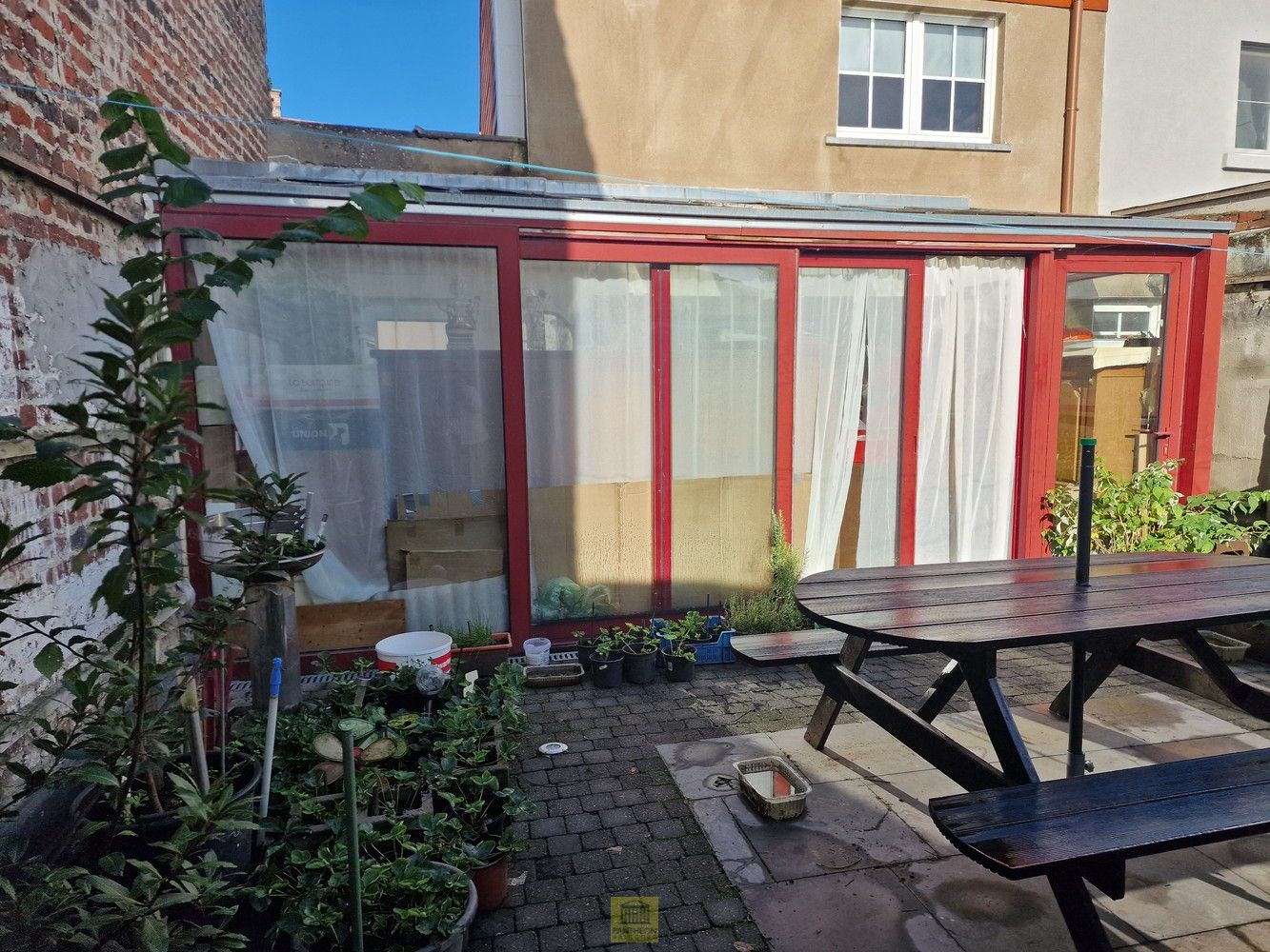 Topper: Opbrengsteigendom met 2 verhuurde appartementen op superlocatie foto 8