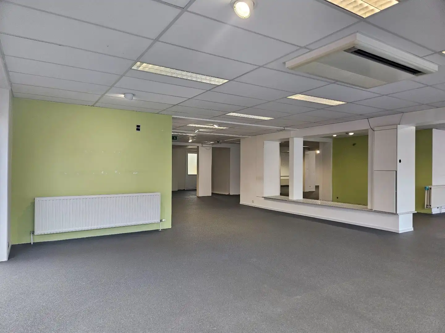 Handelspand van 459m² met diverse mogelijkheden in Geel-Larum! foto 10