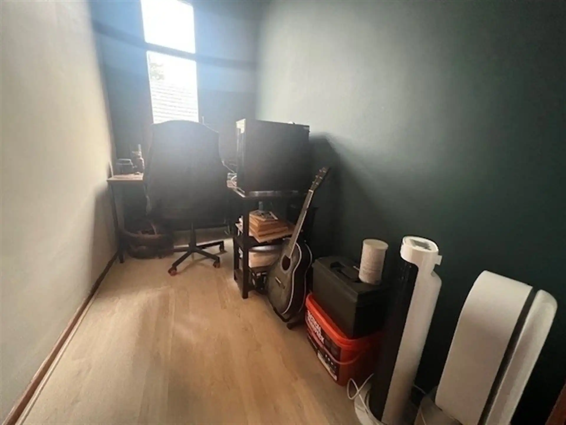 Ruime woning met zonnige tuin! foto 11