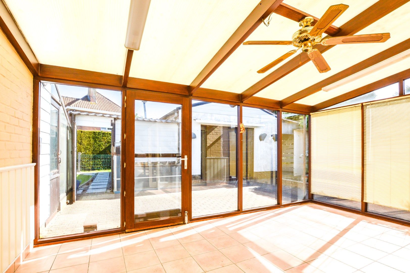 Ruime bungalow op 707 m² op toplocatie in Sint-Andries!  foto 7