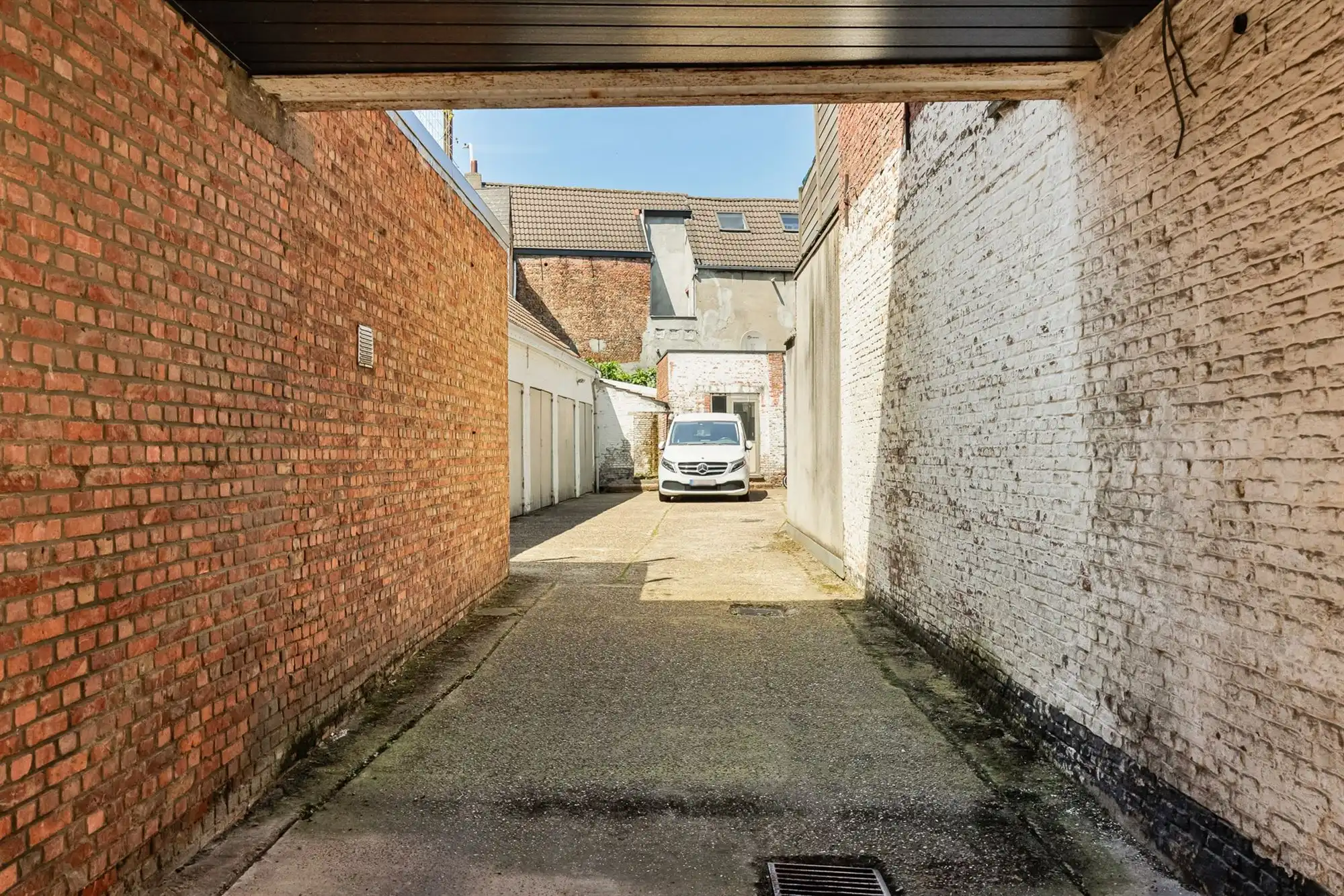 Te renoveren woning met veel potentieel te Mechelen foto 14