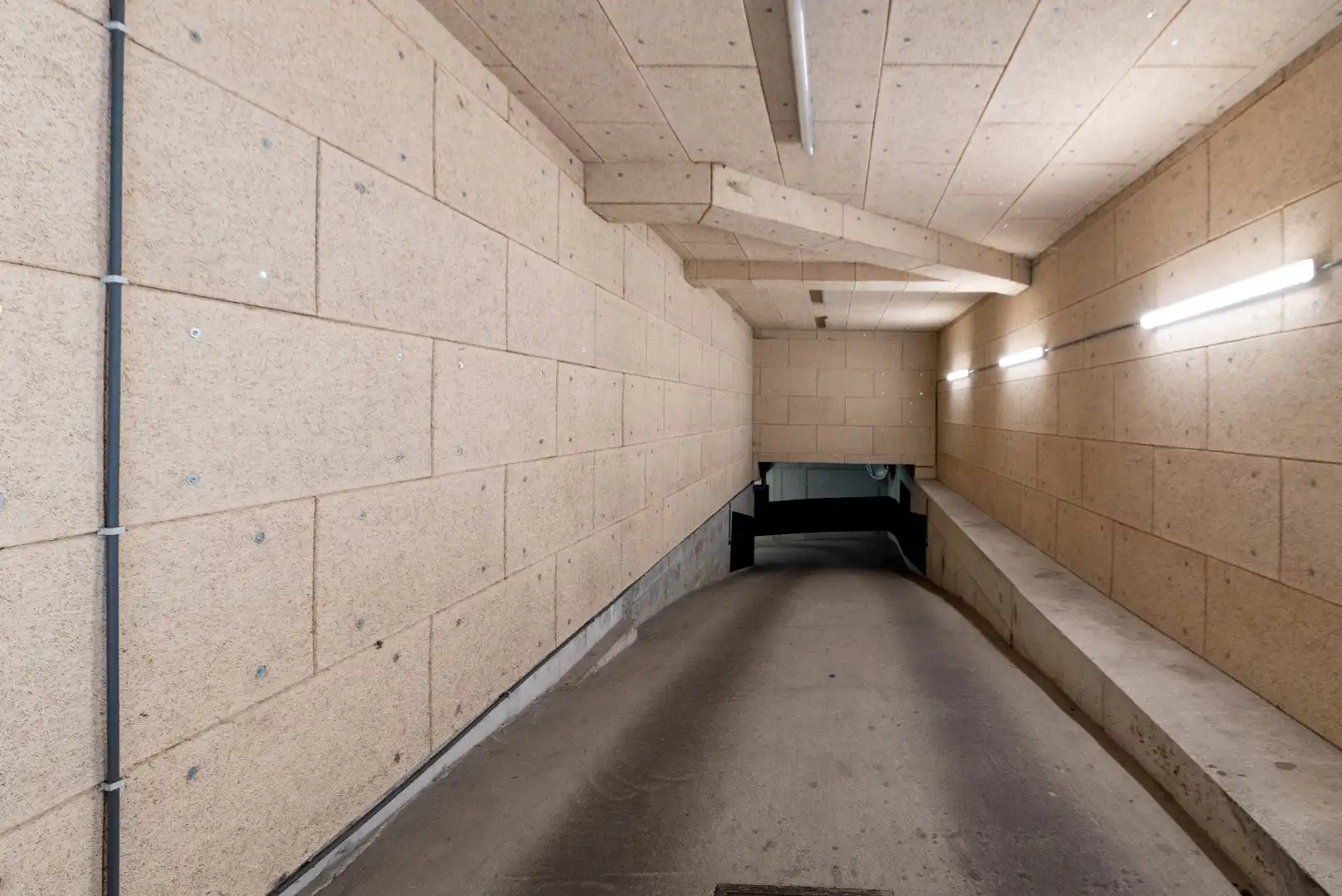 Ondergrondse autostaanplaats op centrale ligging foto 7