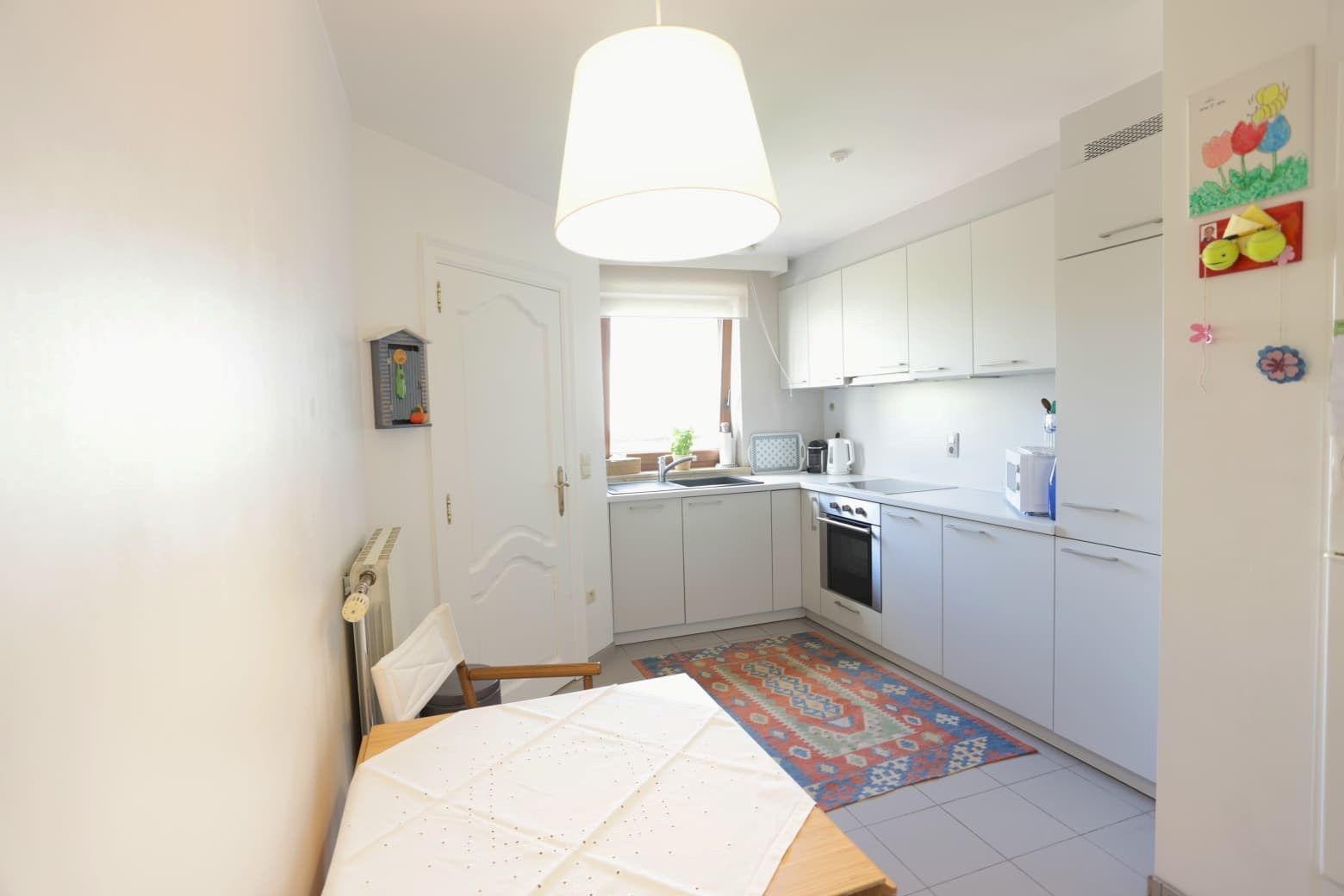 Ruim 3-slaapkamerappartement in Genk-centrum foto 9