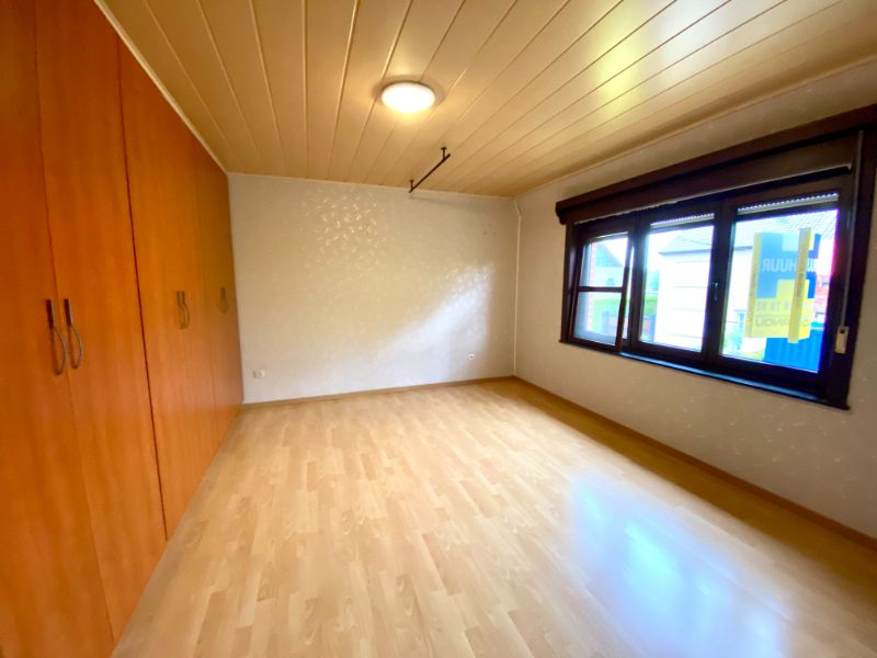 Ruime, goed onderhouden gezinswoning te Zeveren foto 11