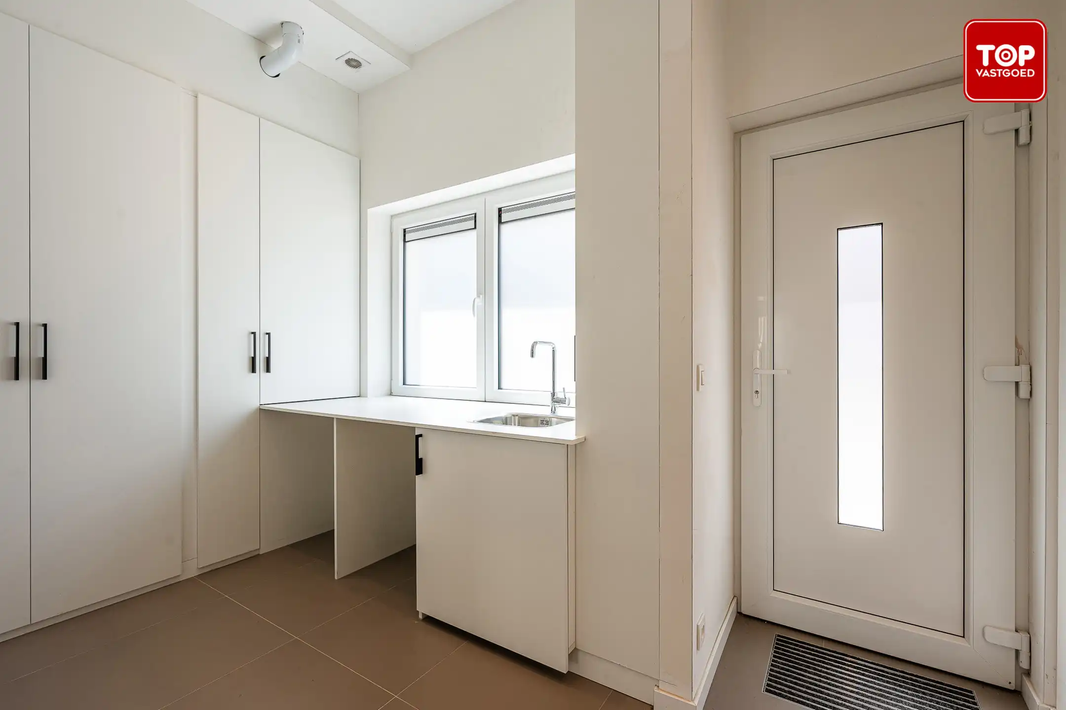 Totaal gerenoveerde woning (EPC A+) met 3 slaapkamers en tuin.  foto 4