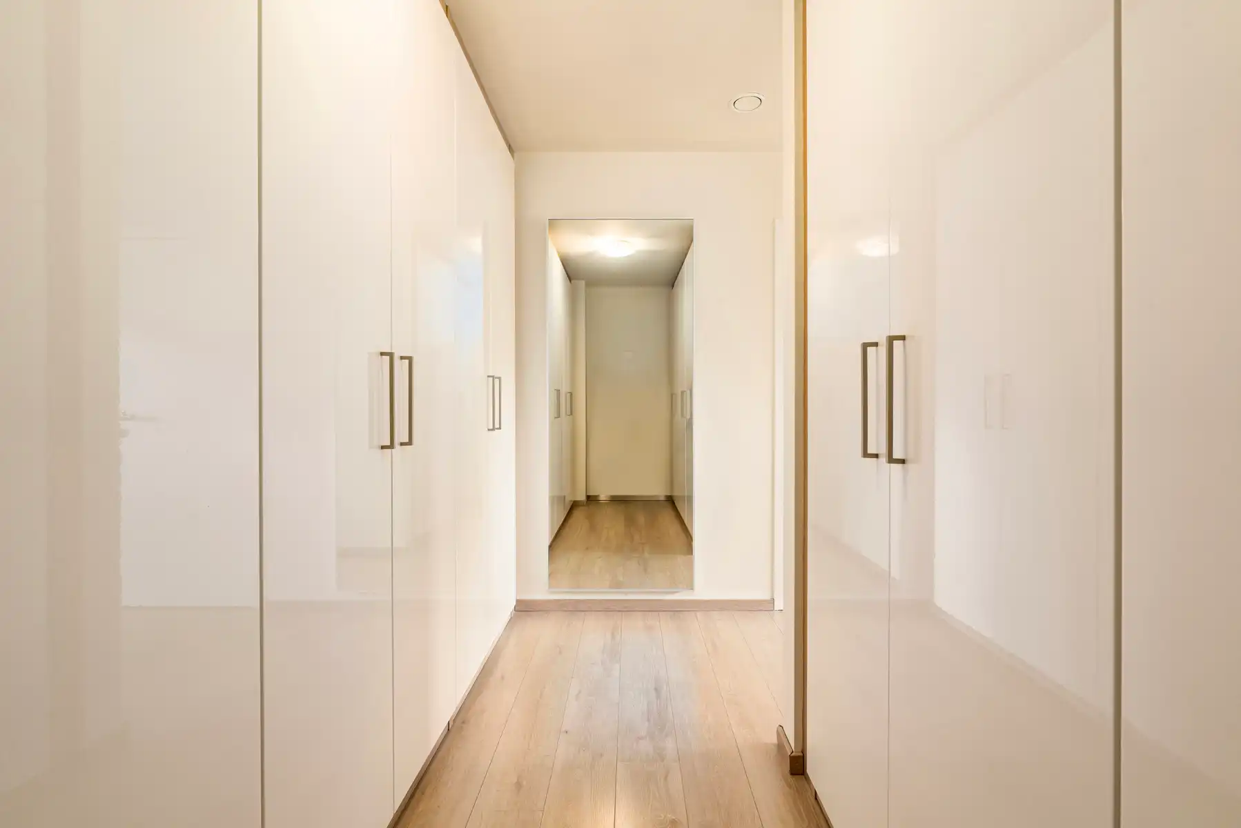 Prachtige villa met 4 slaapkamers in doodlopende straat foto 22