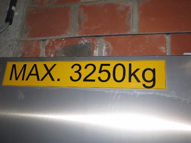 Ondergrondse parkeerplaats foto 5