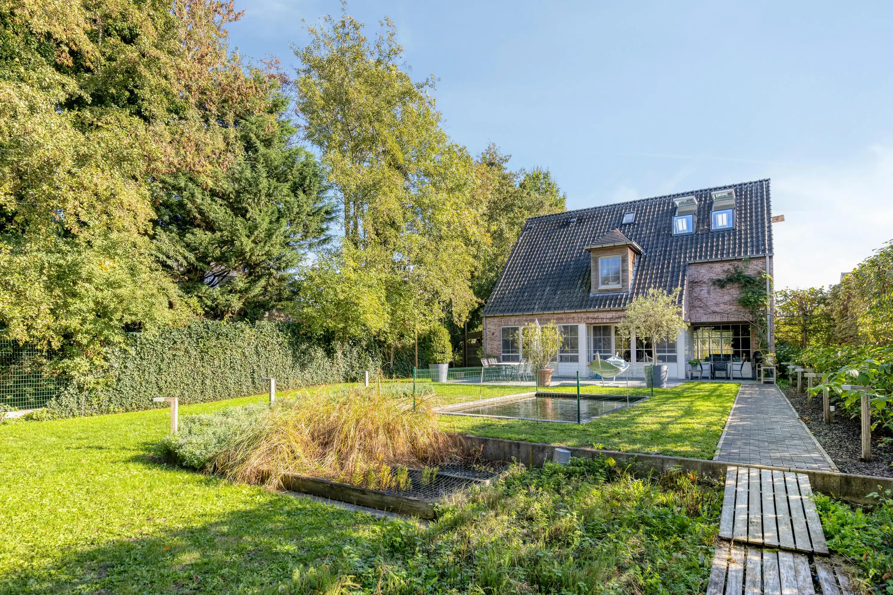 Instapklaar huis met 5 slaapkamers & 2 badkamers in Oostkamp foto 13