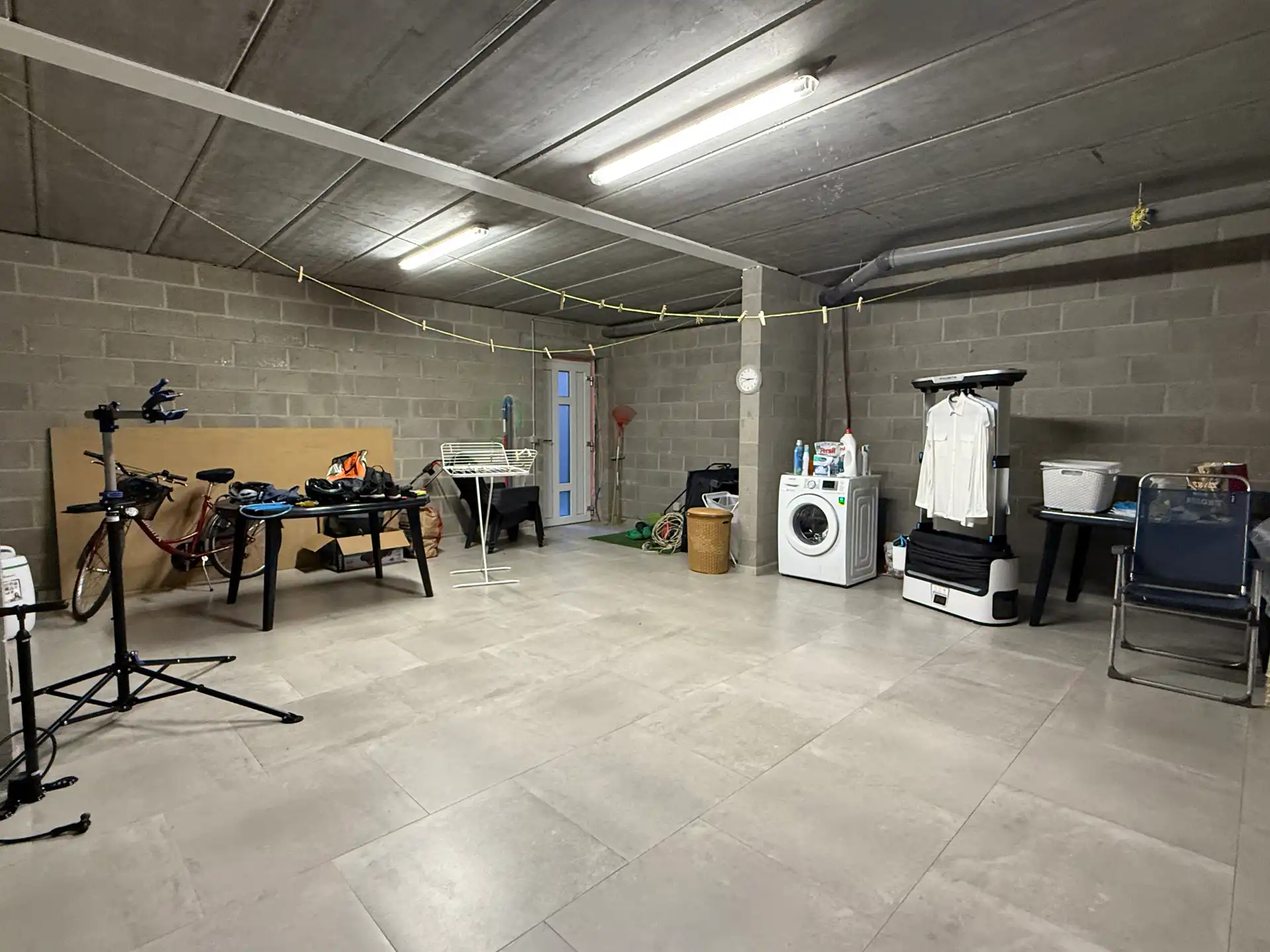 3-gevels huis met 3 slaapkamers en een tuin foto 20